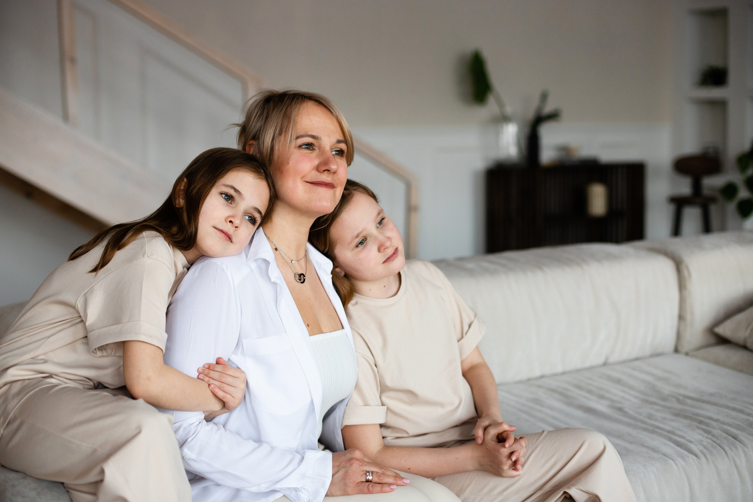 Мамины дочки (Ольга и девочки). Семейный фотограф в Красноярске Наталья Алина