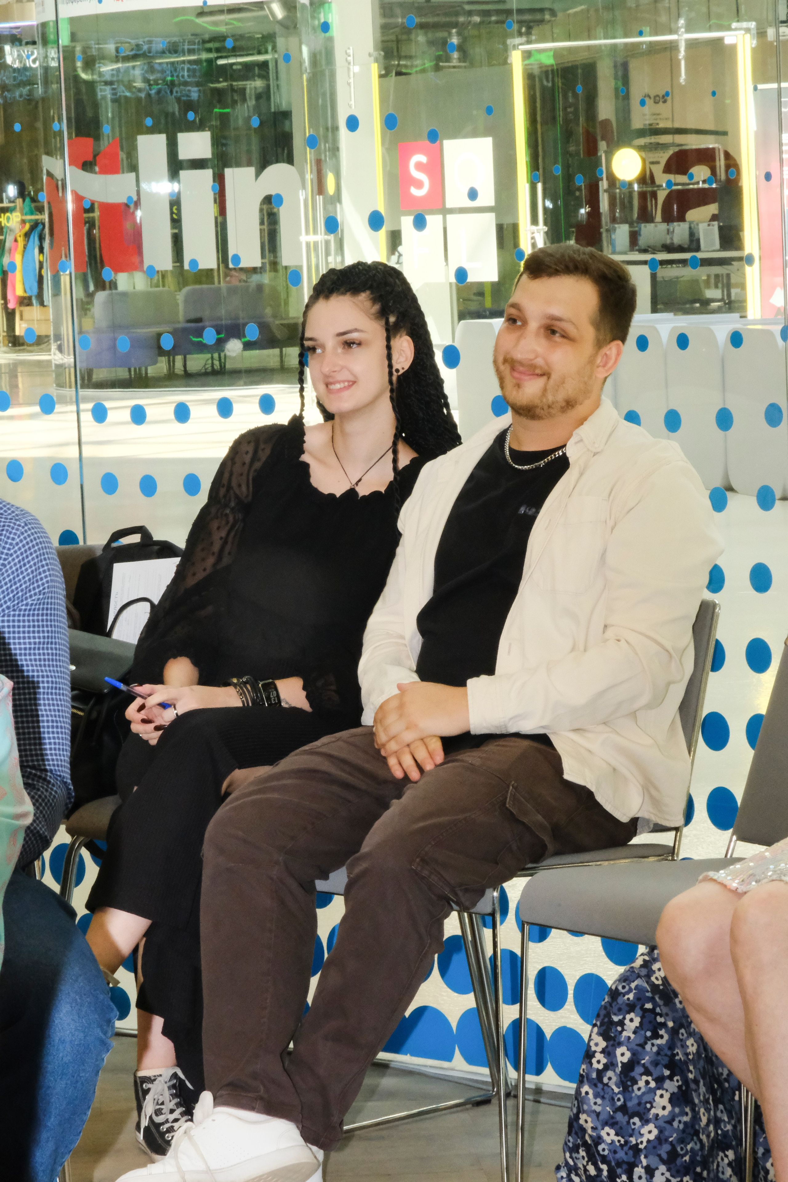 Репортаж бизнес-конференции в Сколково от сообщества BRUSNIKA. Индивидуальная фотосъёмка в Москве. Фотограф Василиса Тарасова