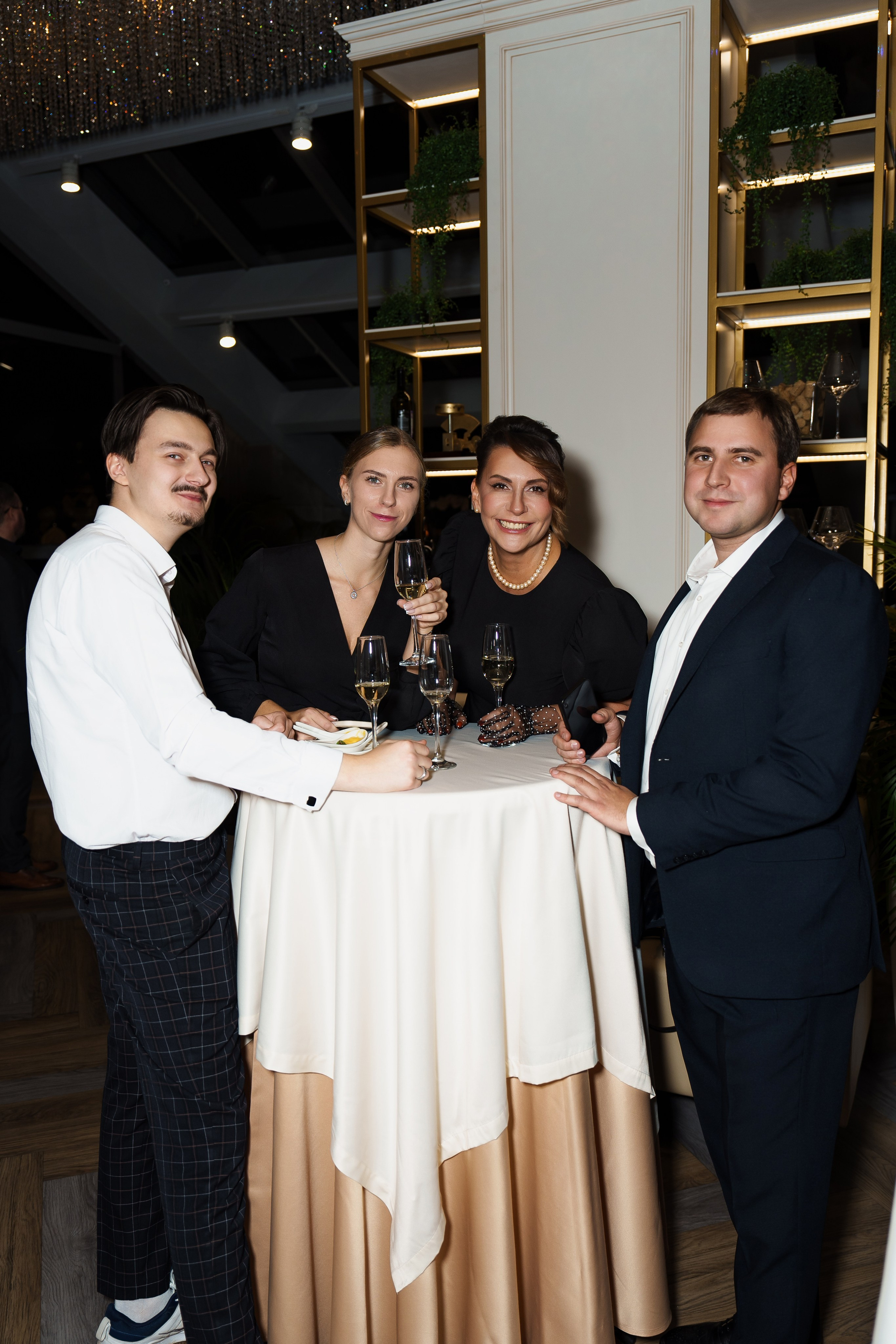 Юбилей в Luce. Андрей Сухинин репортажный свадебный фотограф Санкт-Петербург