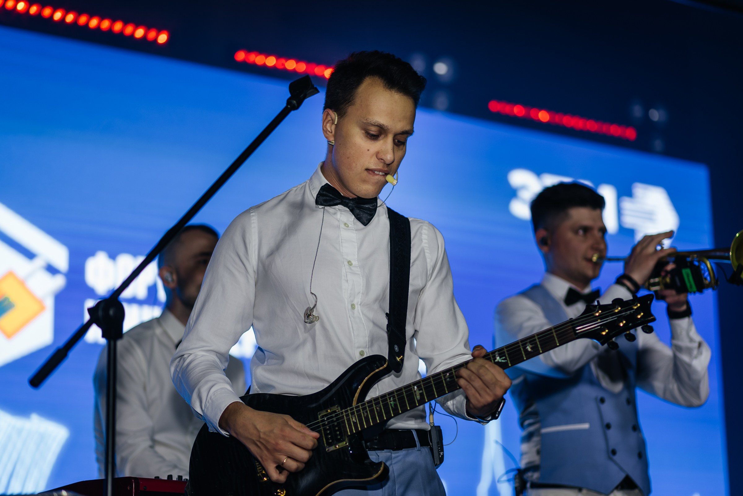 Репортажная фотосъёмка в Брусницын Холле. Свадебный фотограф в Санкт-Петербурге Венера Ахметова