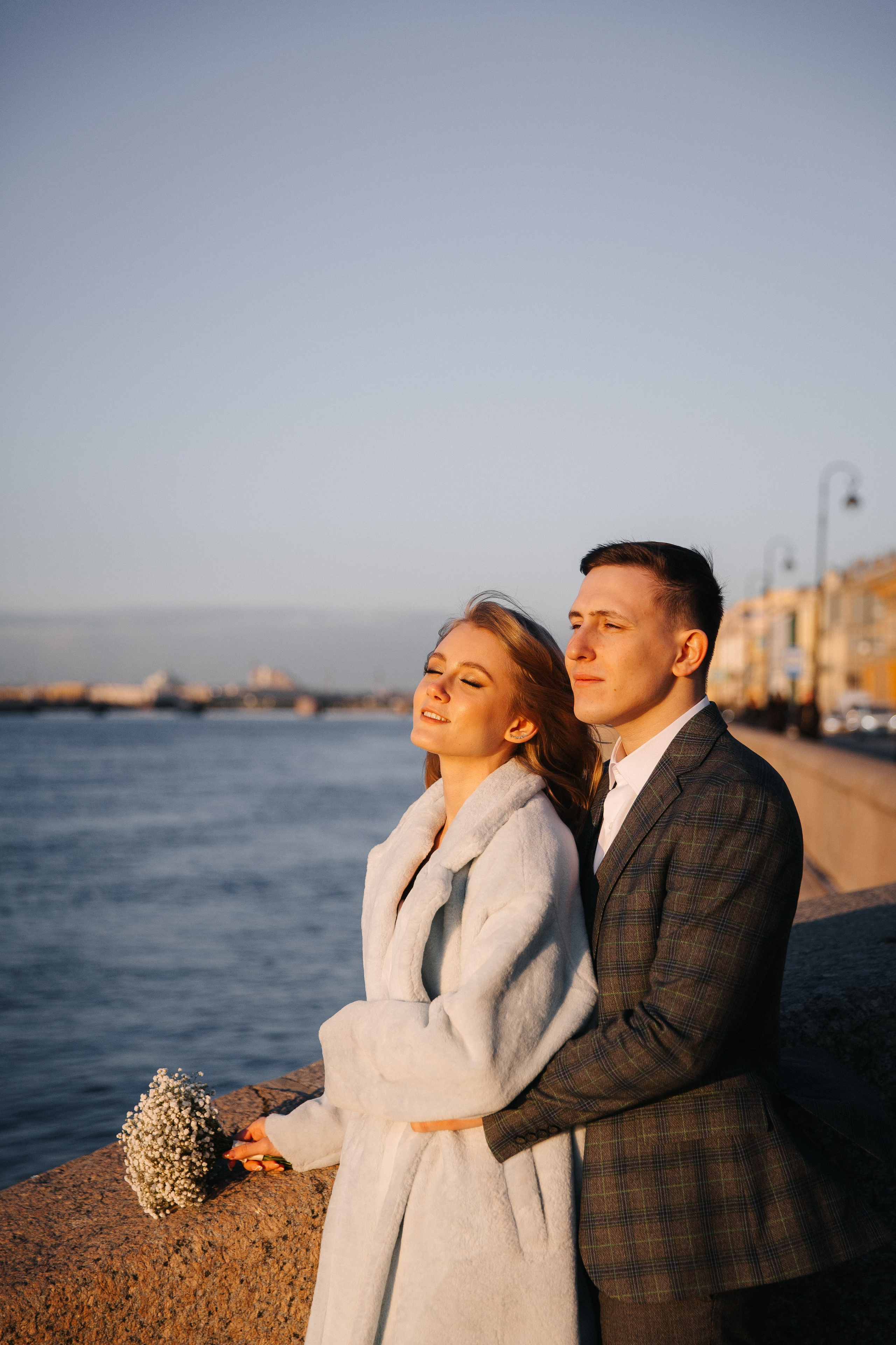 ДВОРЕЦ № 1 | Март, Исаакий, Английская набережная. Свадебный фотограф в Санкт-Петербурге Полина Корзухина