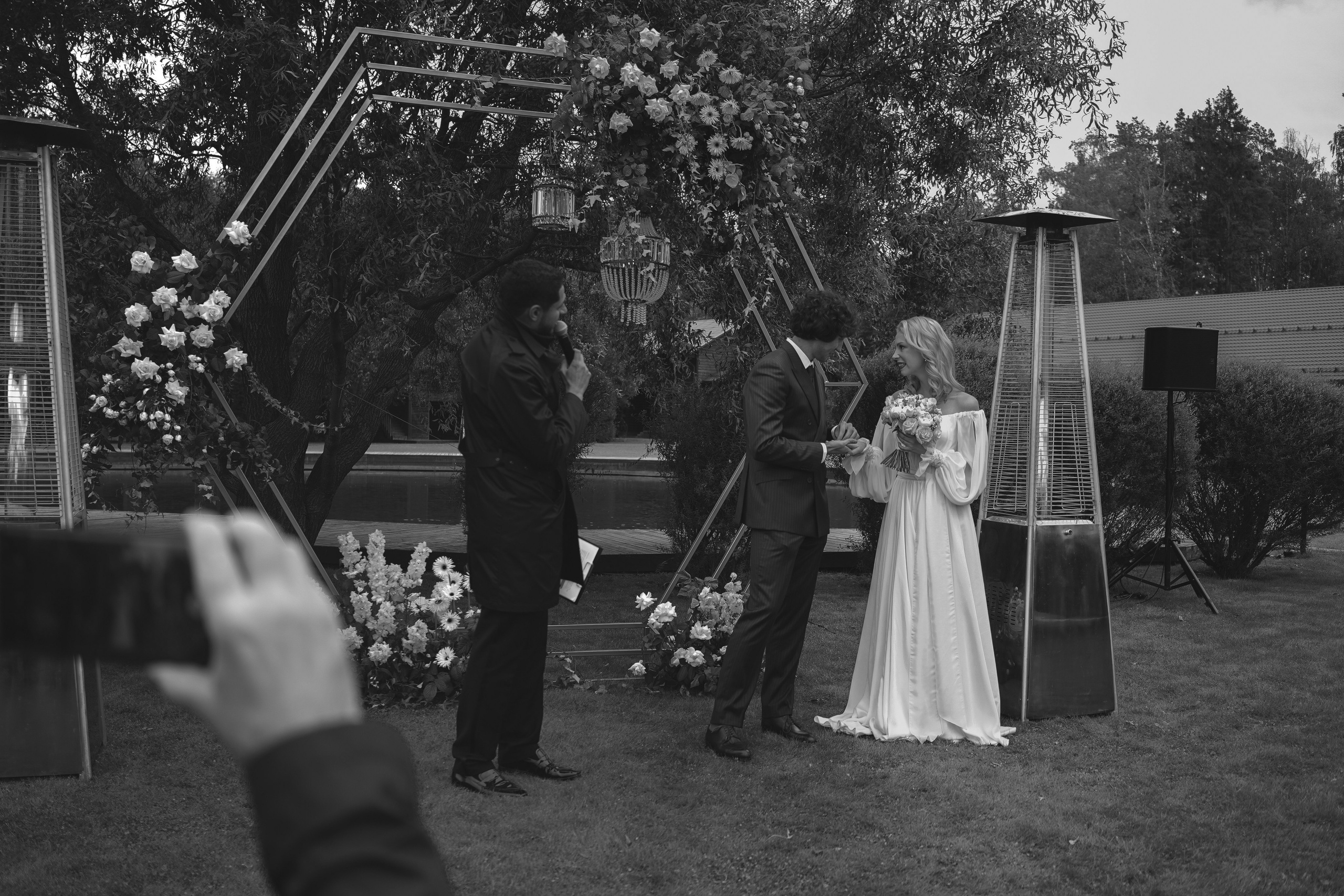 IVAN&DARIA. Wedding & engagement photographer in Seattle, WA. Tania Maureira