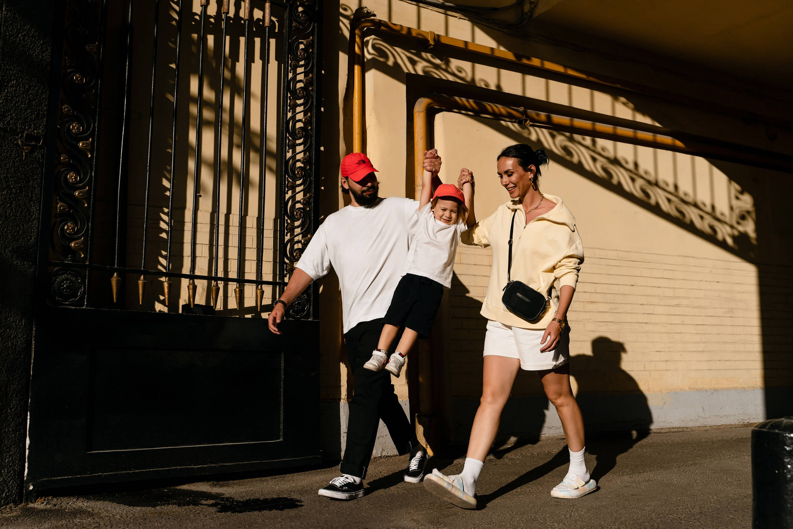 Семейная прогулочная фотосъемка