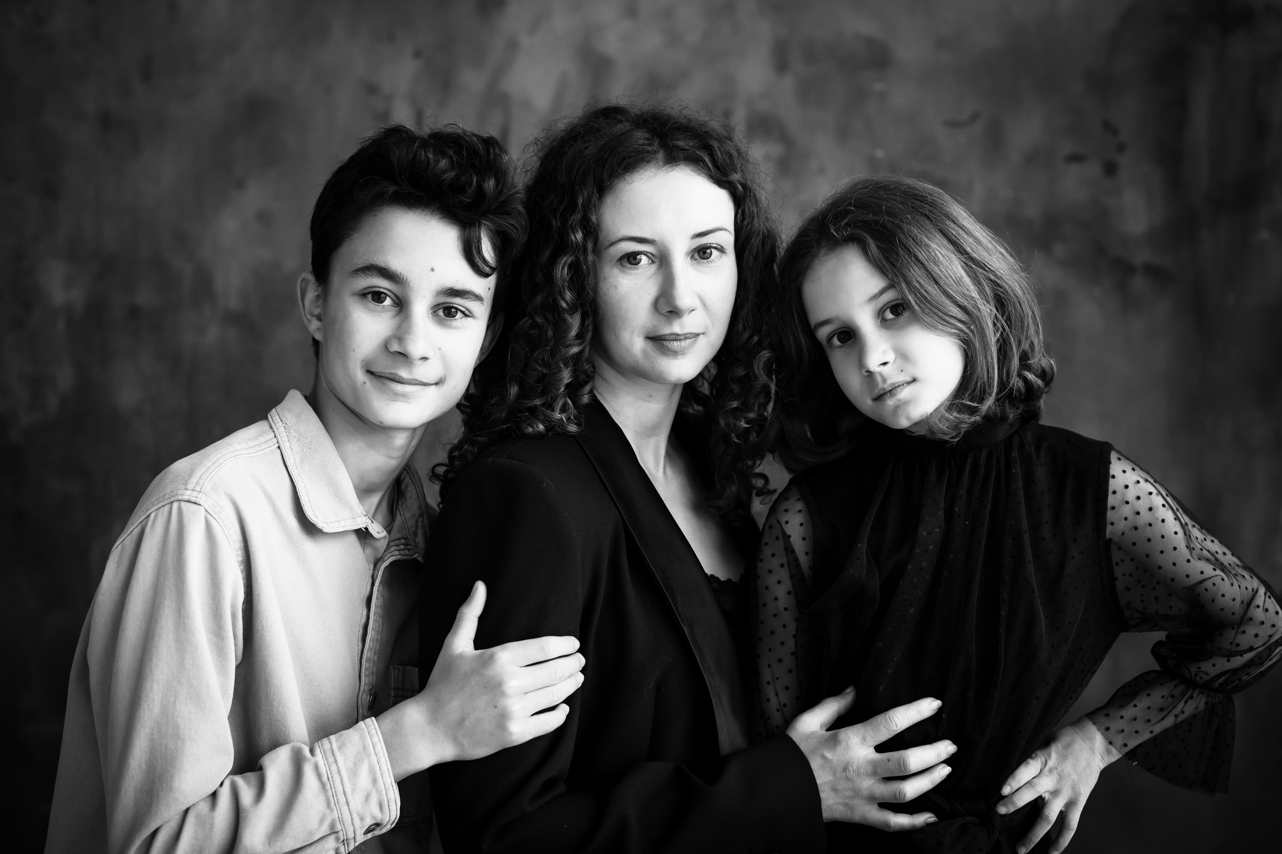 Настя, Веня, Майя и кот. Портретный творческий фотограф в Москве Надя Дудник