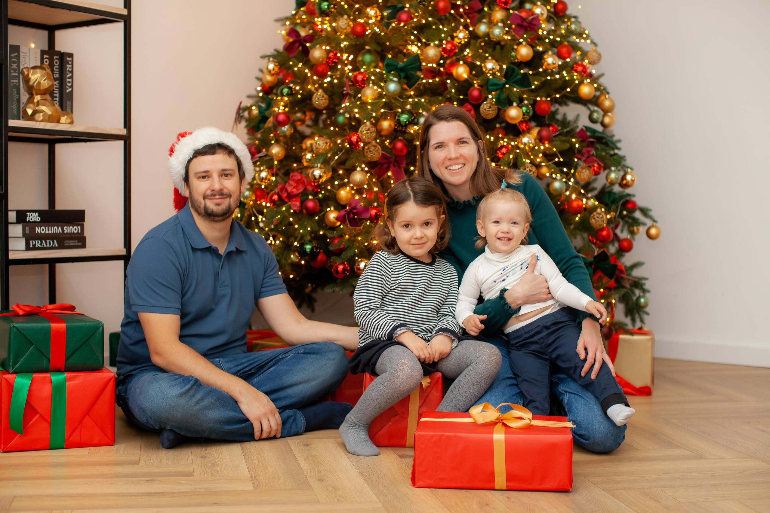 Дарья, Антон, Кира и Вера. Портретный творческий фотограф в Москве Надя Дудник