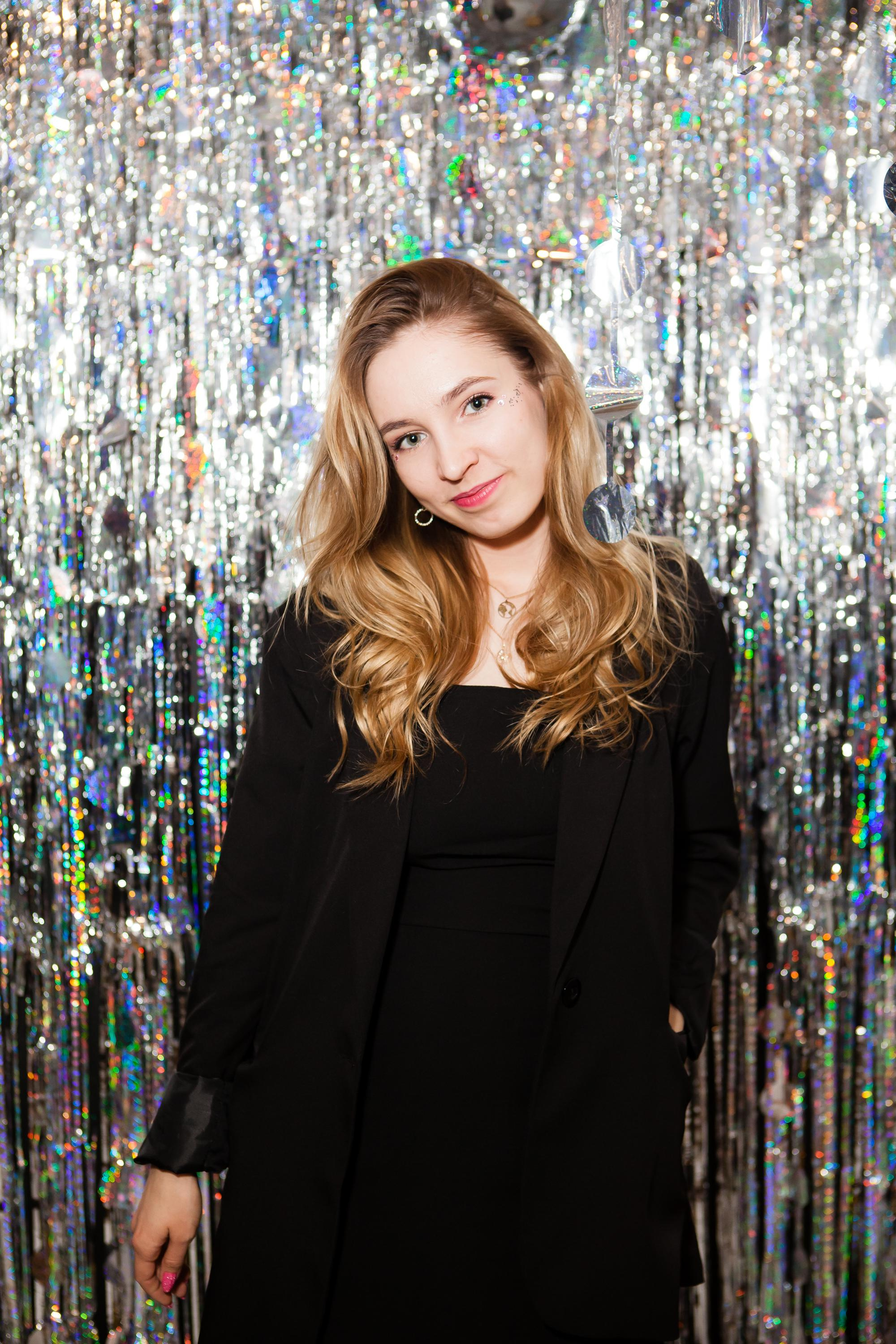 Новогодний корпоратив компании «Спич». Портретный творческий фотограф в Москве Надя Дудник