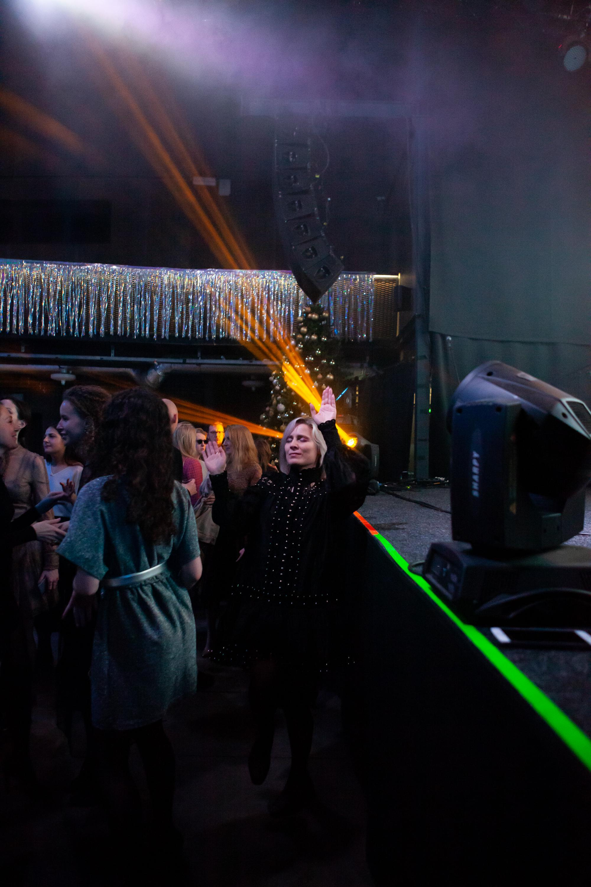 Новогодний корпоратив компании «Спич». Портретный творческий фотограф в Москве Надя Дудник