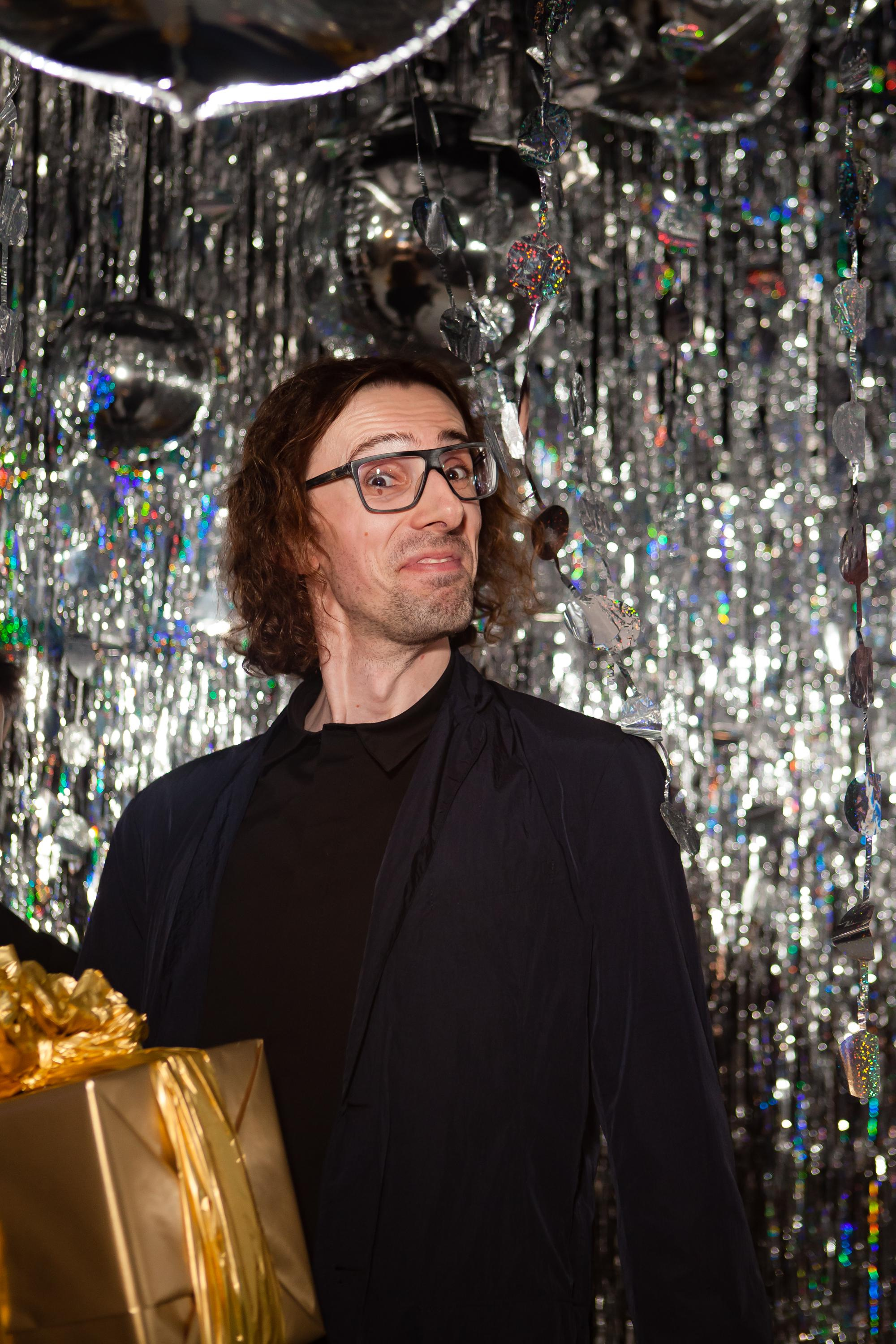 Новогодний корпоратив компании «Спич». Портретный творческий фотограф в Москве Надя Дудник