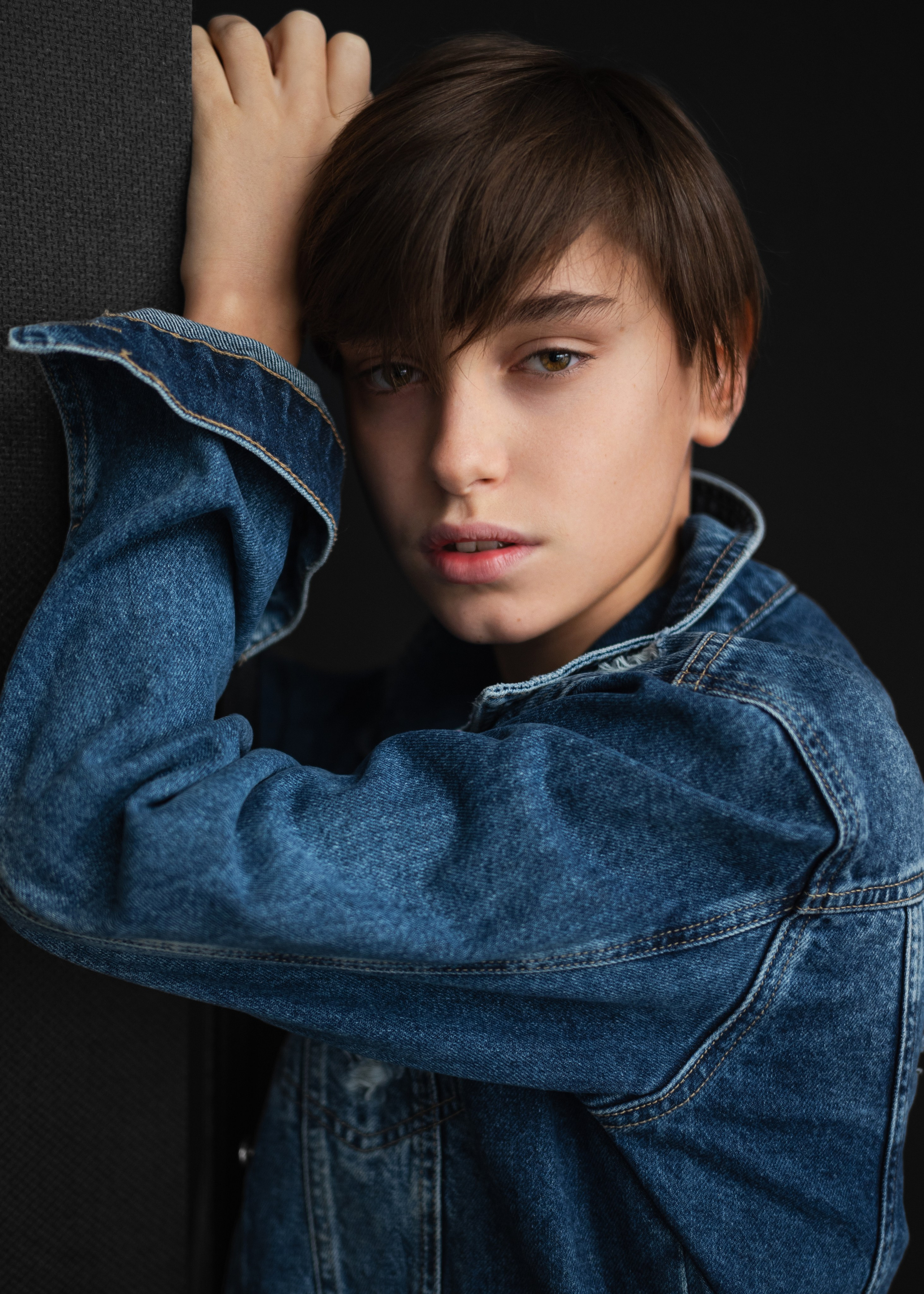 Vlad. Фотограф Москва Виктория Вишневская актерское / модельное портфолио