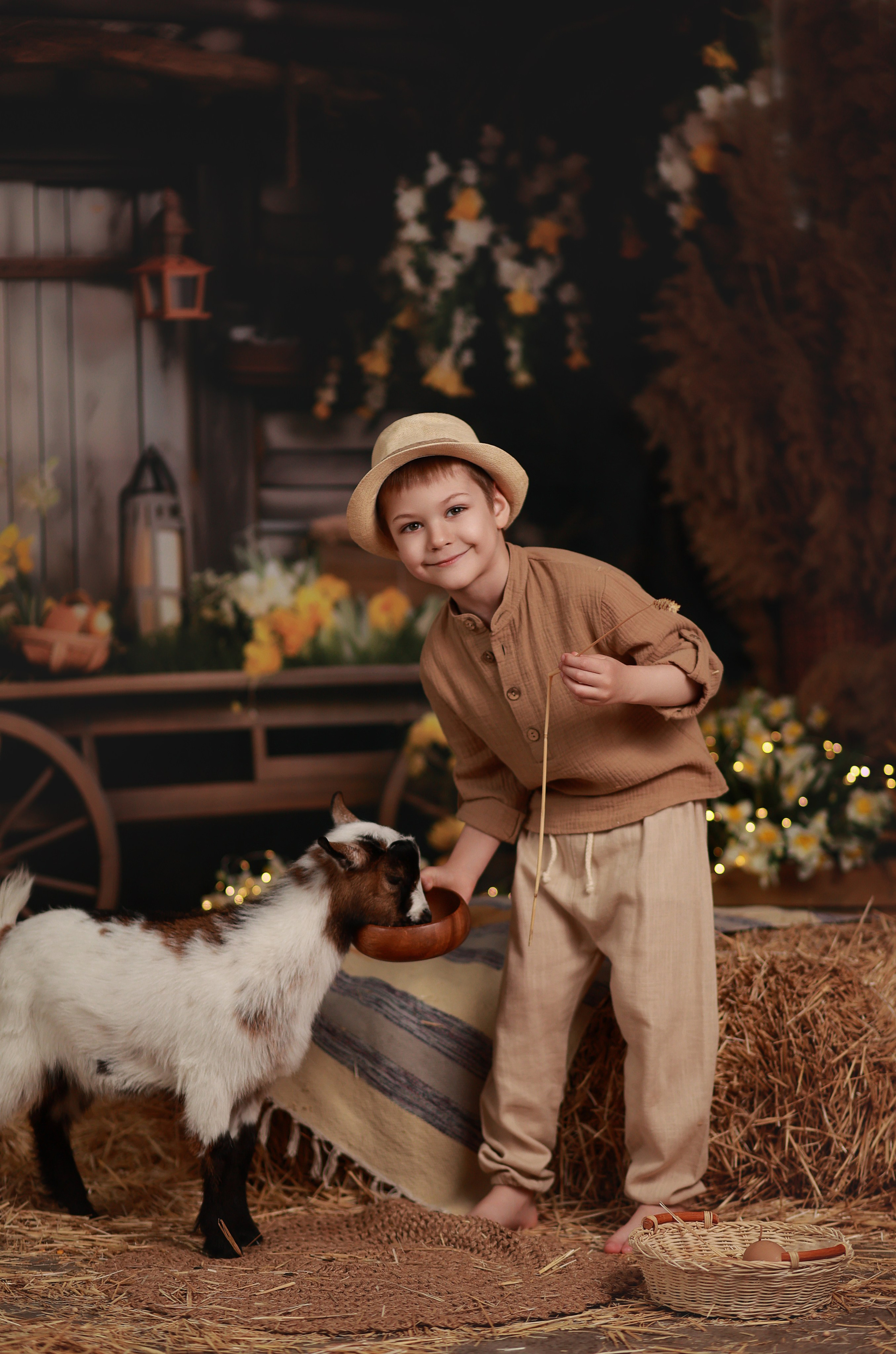 Фотопроект с козочкой и кроликами. Детский семейный фотограф Краснодар