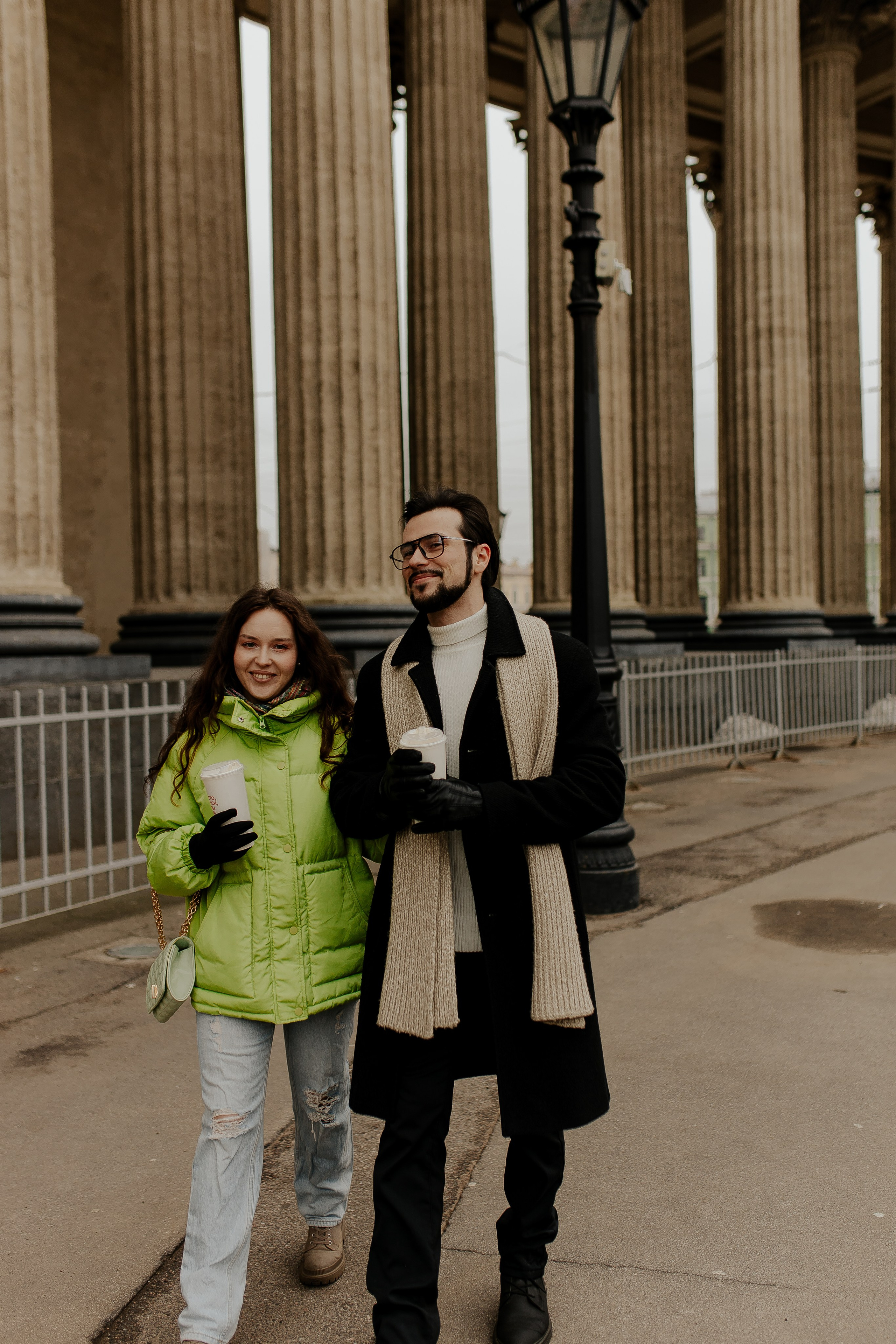 Фотопрогулка по весеннему Петербургу для двоих. Фотограф в Санкт-Петербурге Лиза Семченкова