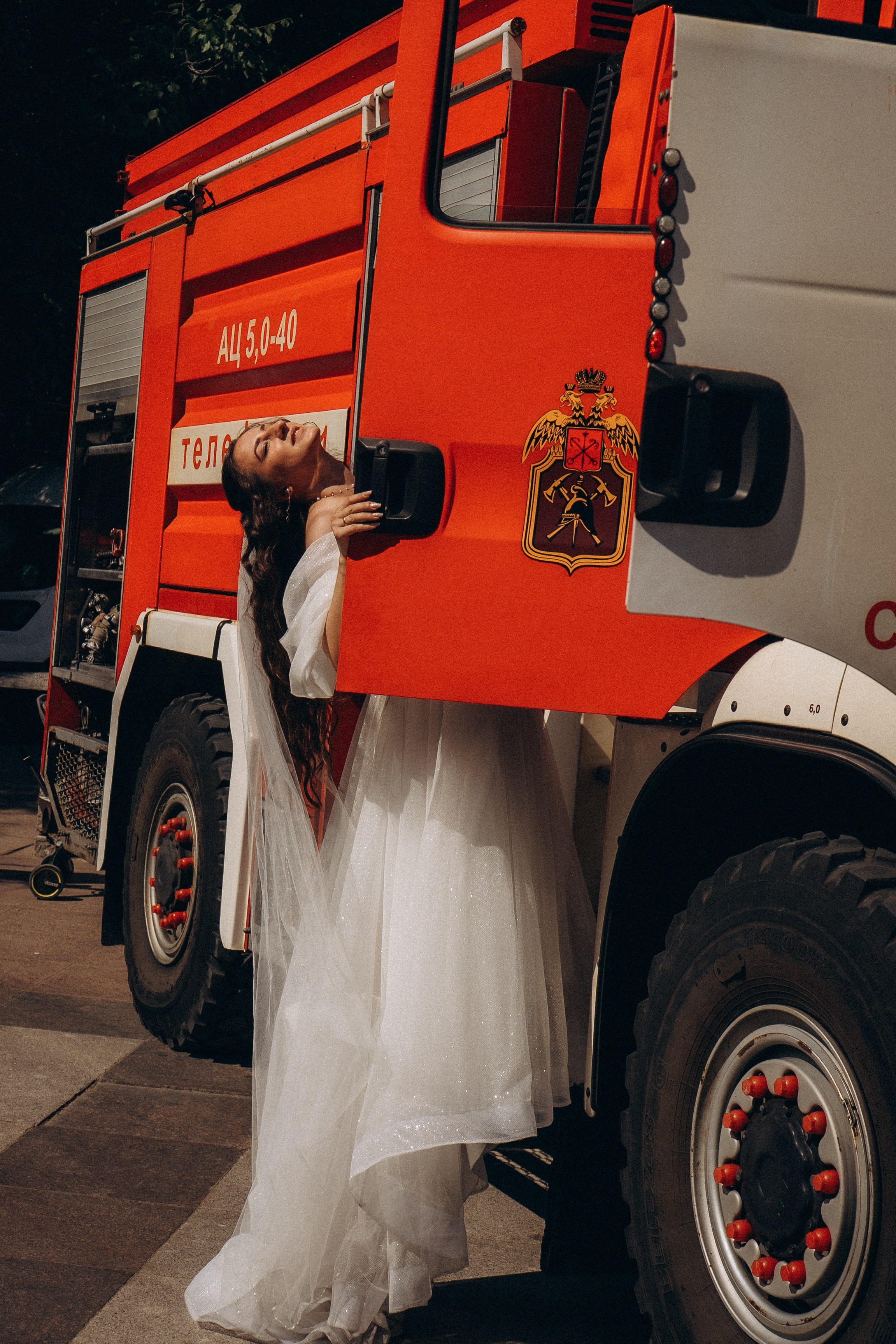 СВАДЕБНАЯ СЬЕМК В ПАРКЕ 300-ЛЕТИЯ. Профессиональный фотограф, Санкт-Петербург — Виктория Богомолова
