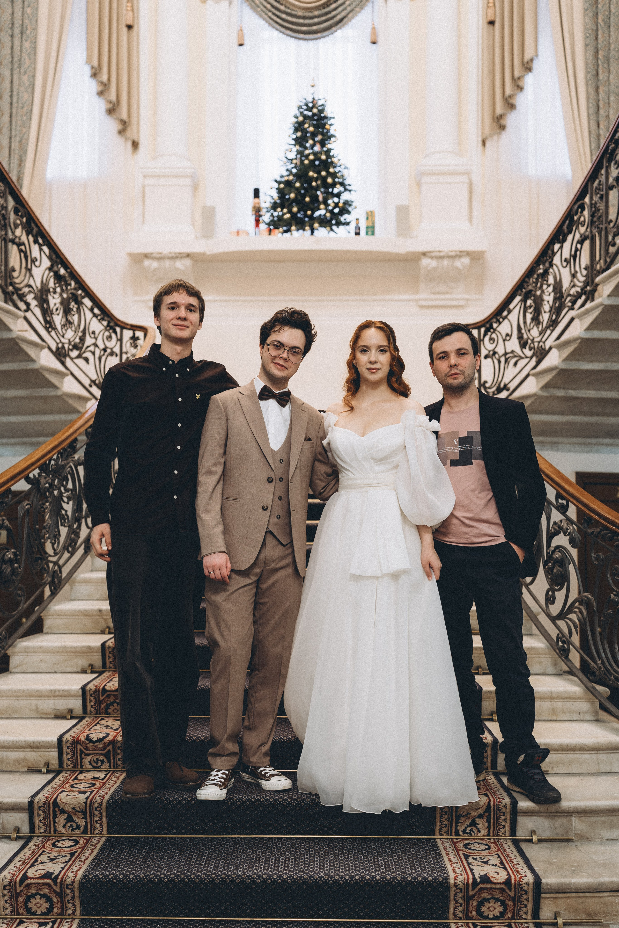 СВАДЕБНАЯ СЬЕМКА ВО ВТОРОМ ДВОРЦЕ С ГОСТЯМИ И ПРОГУЛКА В ТАВРИЧЕСКОМ САДУ. Профессиональный фотограф, Санкт-Петербург — Виктория Богомолова