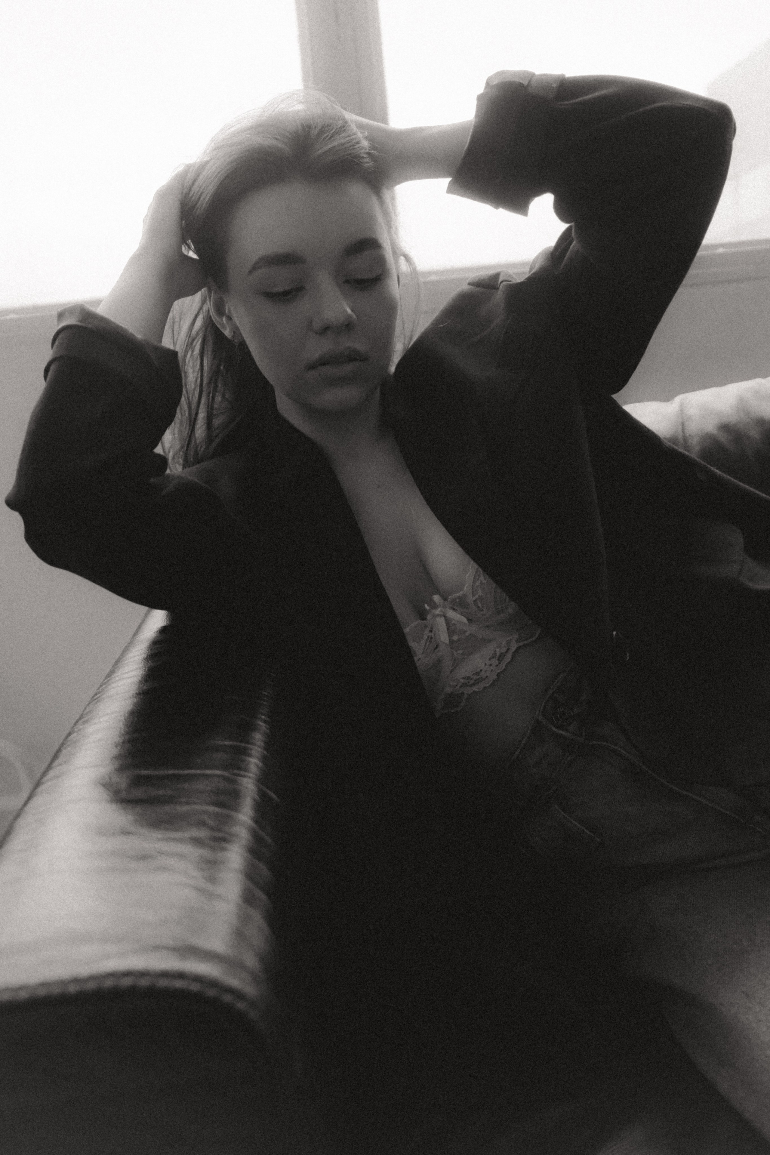 В студии. Главная