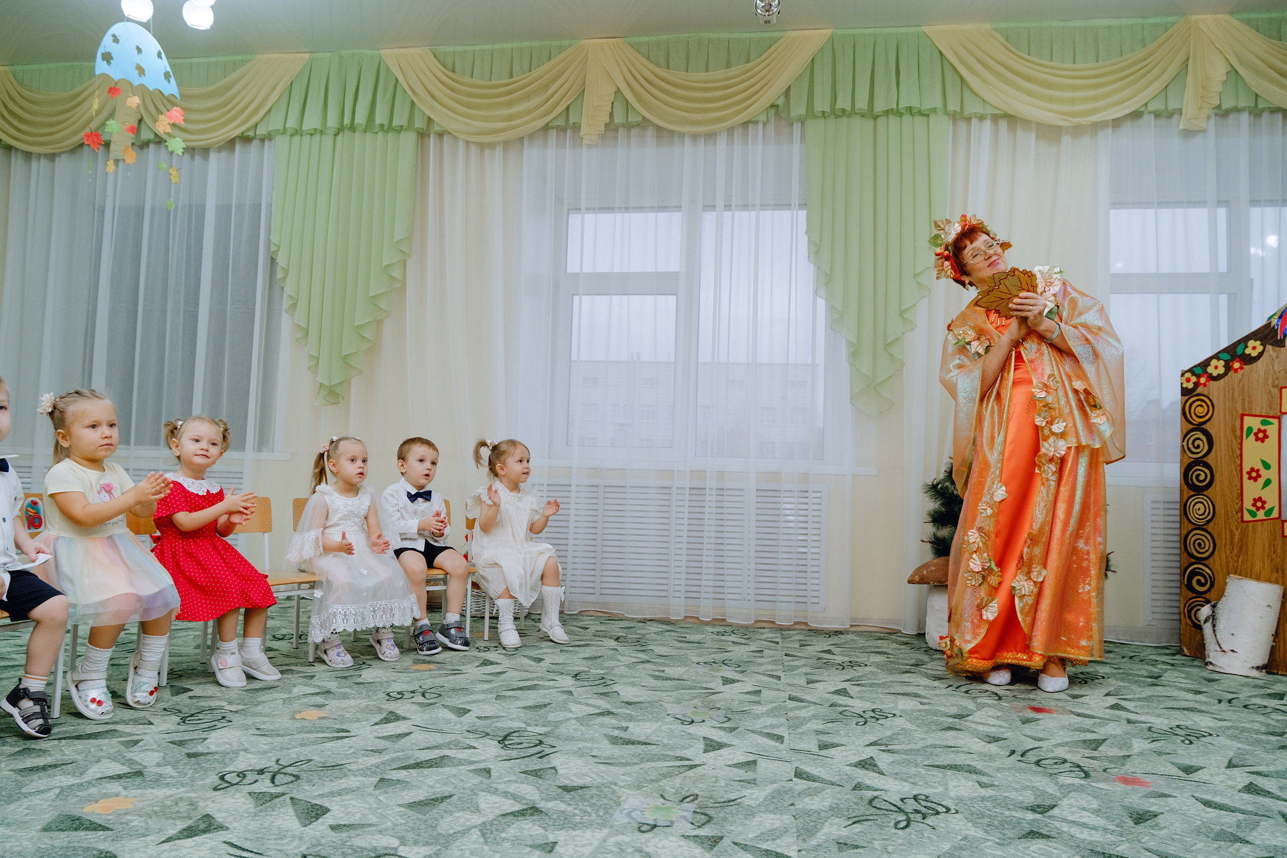 Утренник малышей. Фотограф Софья Володкина