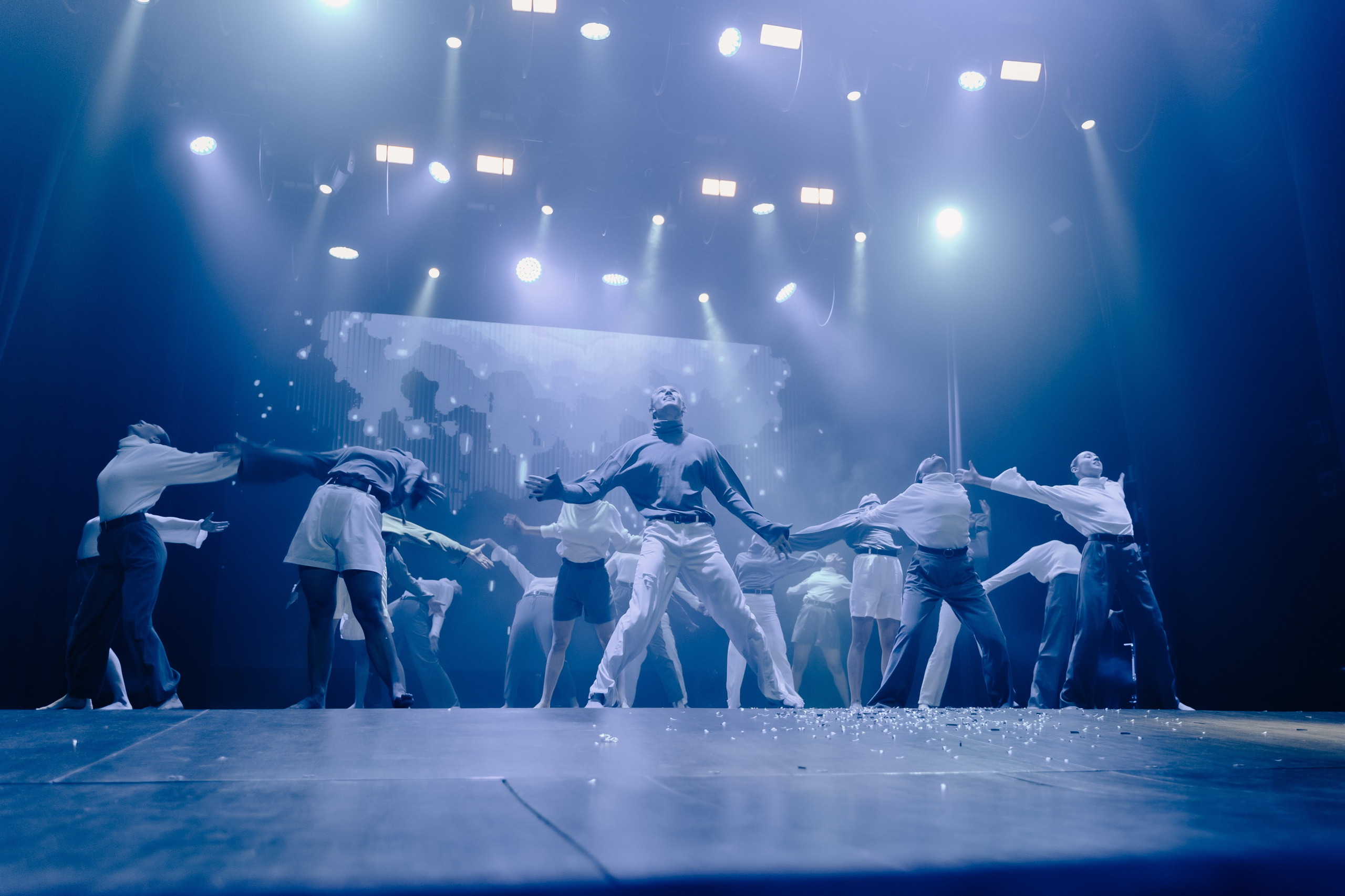 Спектакль «Песнь сирен». Главная