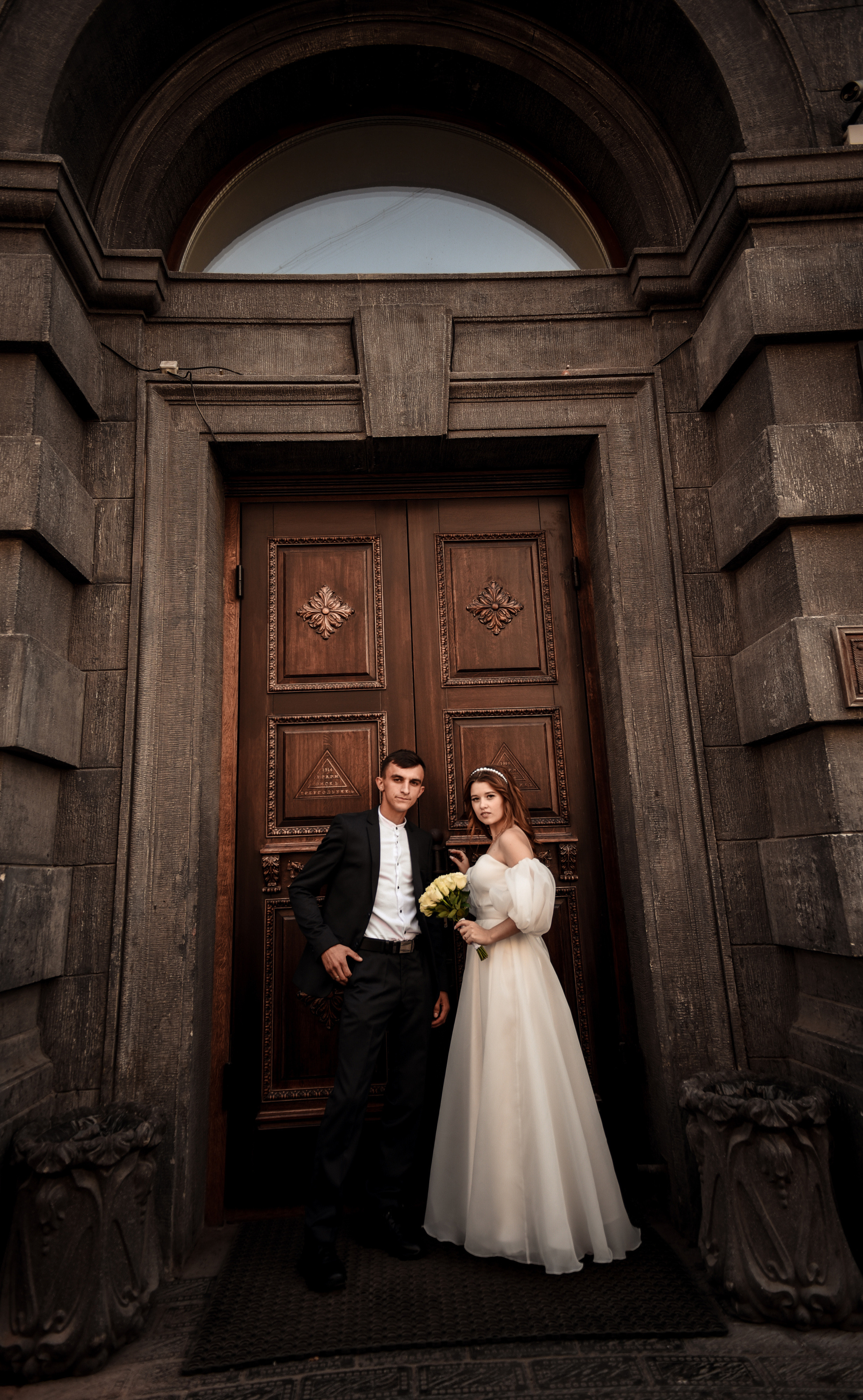 Витя и Юля 2х — часовая прогулка. Свадебный, семейный, детский, контент фотограф в Омске Максим Ильин