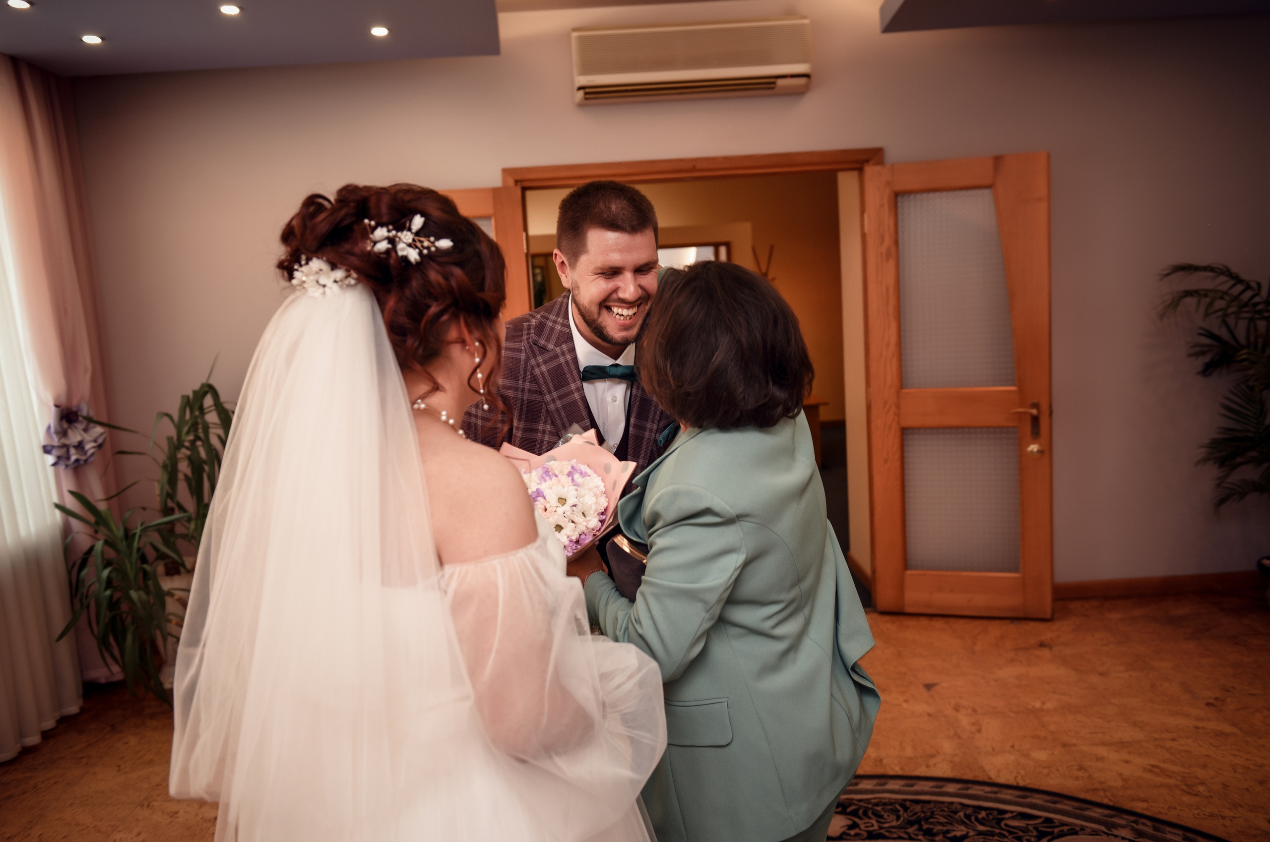 Роман и Алина. Свадебный, семейный, детский, контент фотограф в Омске Максим Ильин