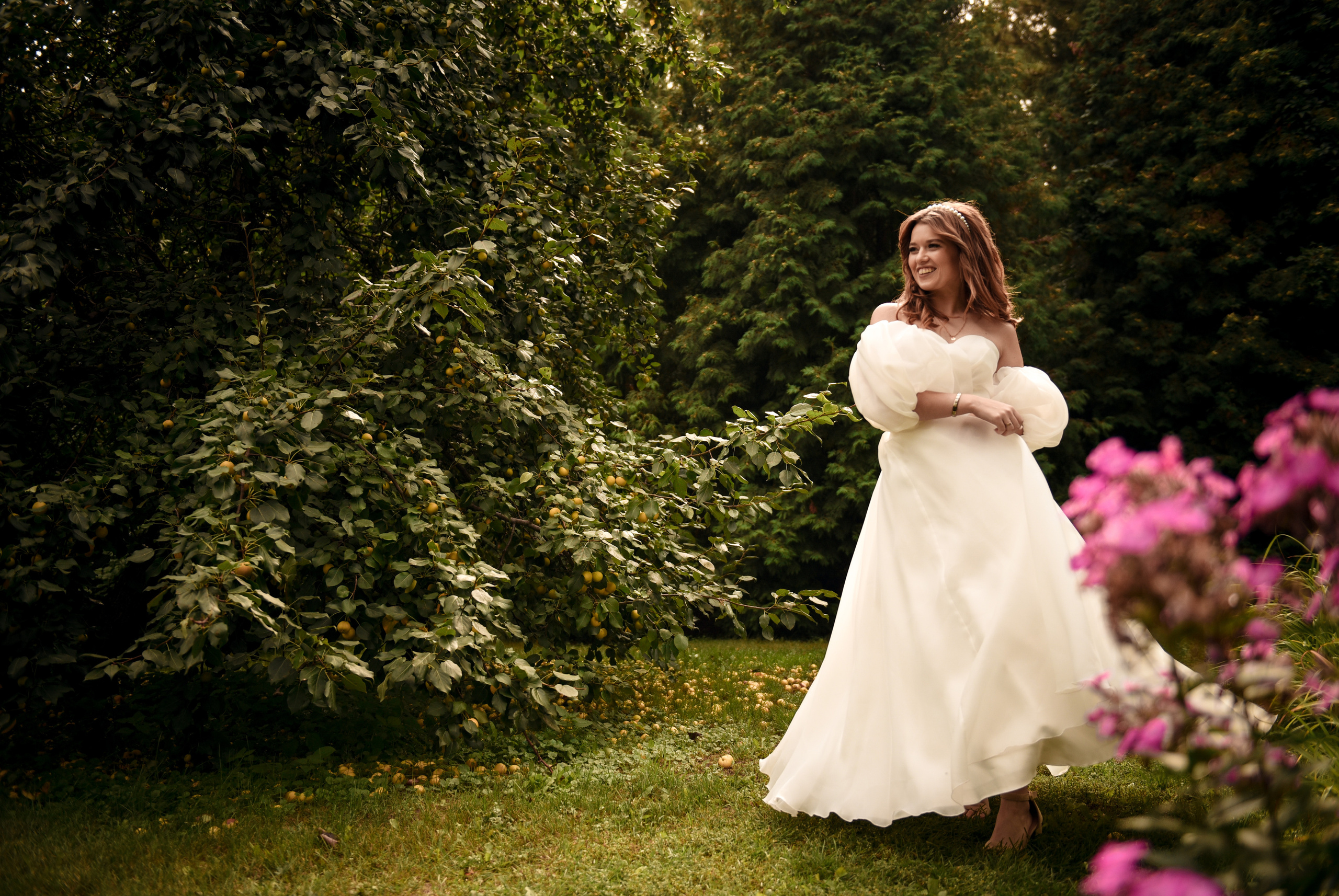 Витя и Юля 2х — часовая прогулка. Свадебный, семейный, детский, контент фотограф в Омске Максим Ильин