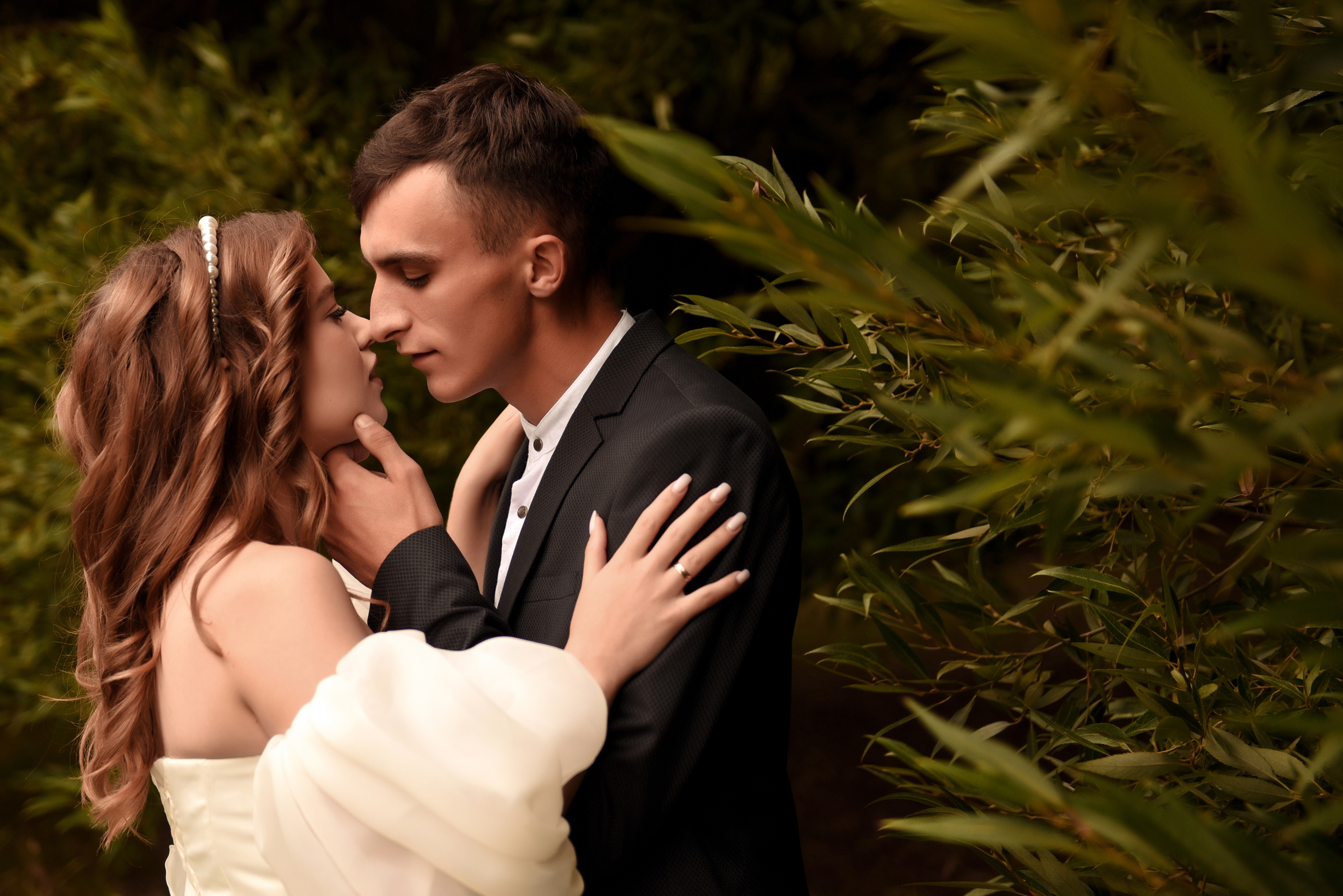 Витя и Юля 2х — часовая прогулка. Свадебный, семейный, детский, контент фотограф в Омске Максим Ильин