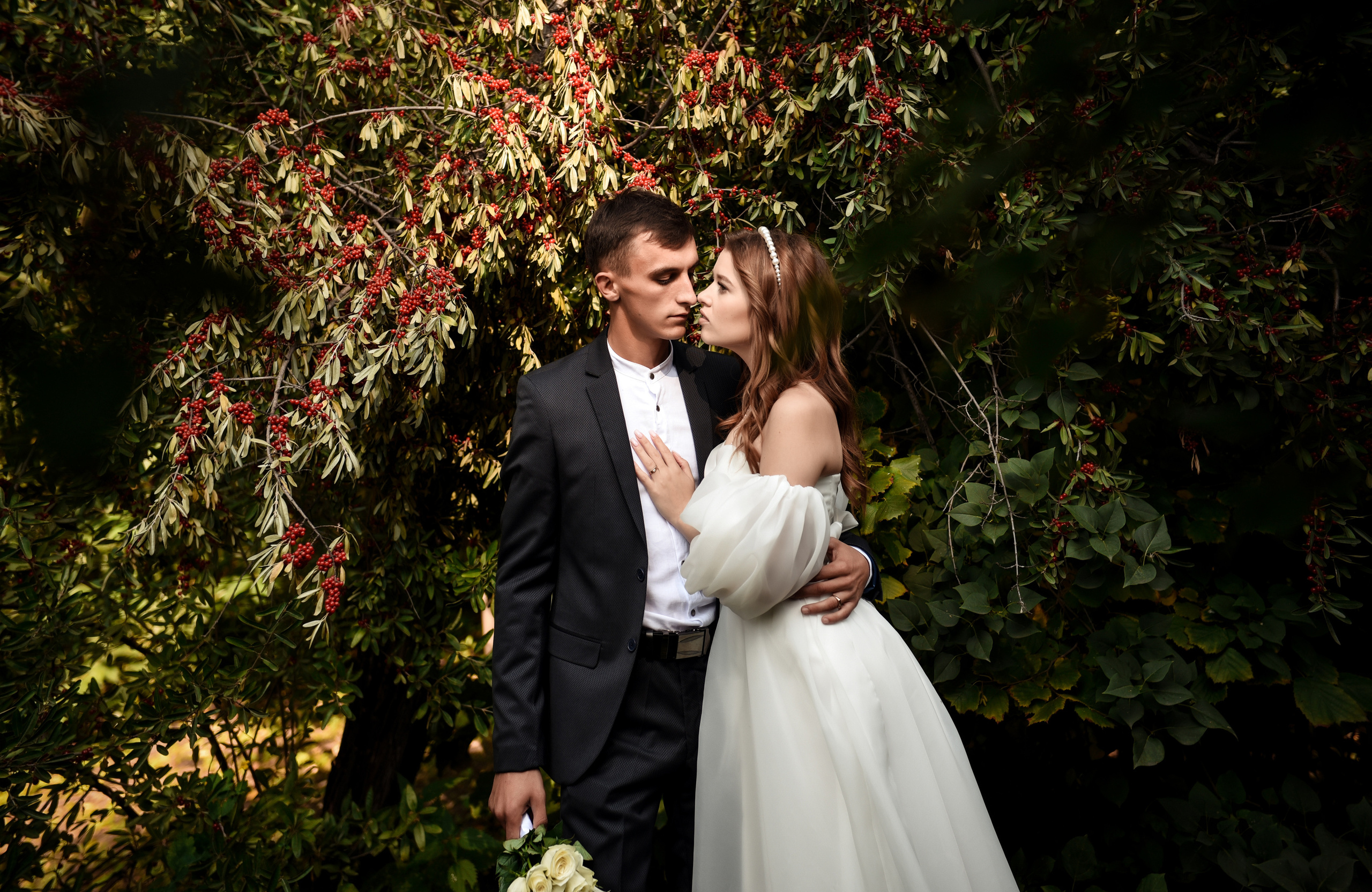 Витя и Юля 2х — часовая прогулка. Свадебный, семейный, детский, контент фотограф в Омске Максим Ильин