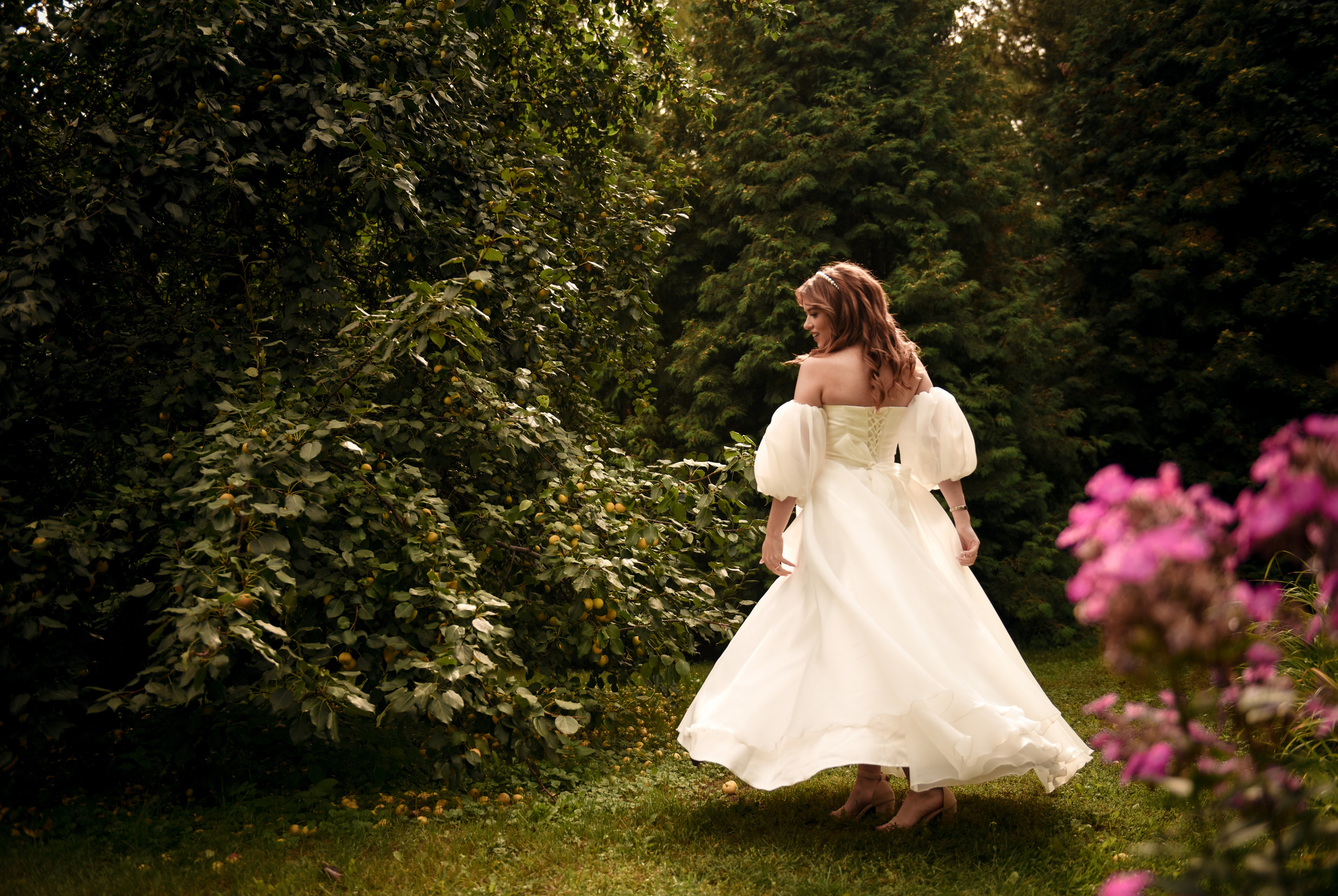 Витя и Юля 2х — часовая прогулка. Свадебный, семейный, детский, контент фотограф в Омске Максим Ильин