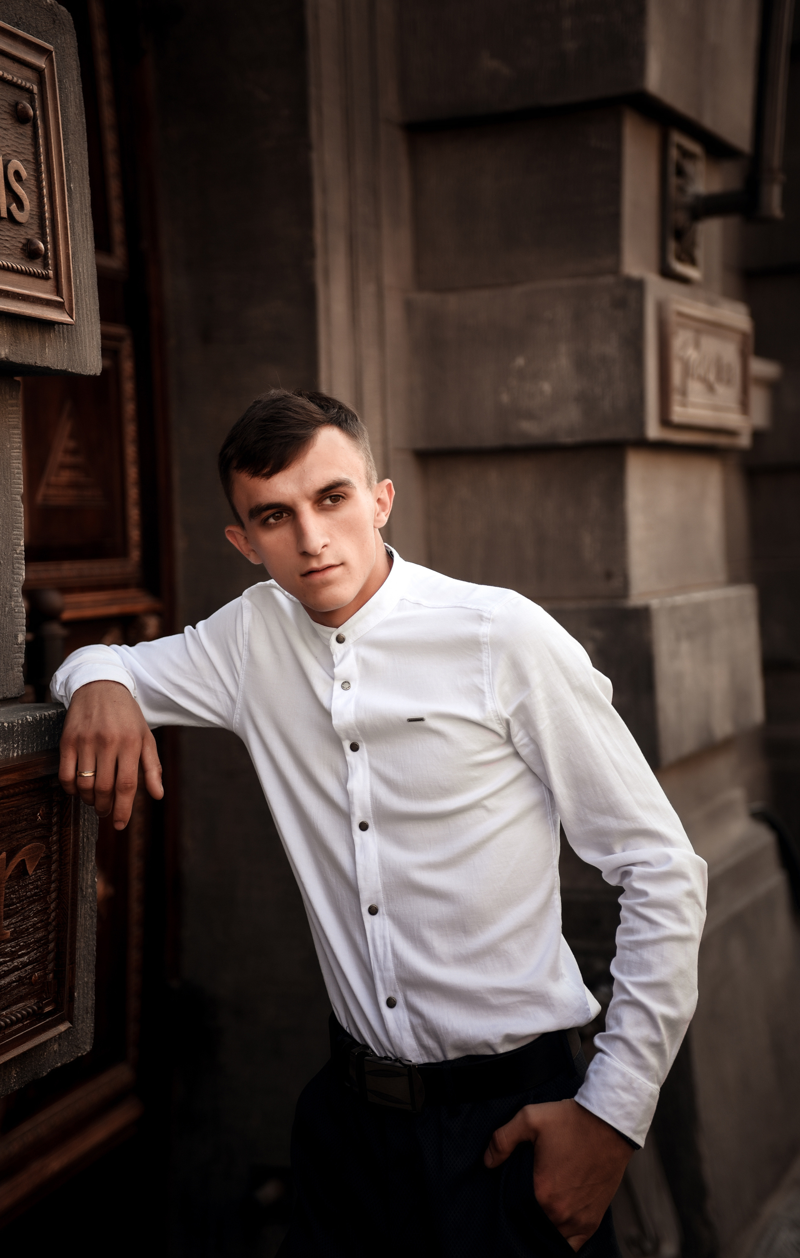 Витя и Юля 2х — часовая прогулка. Свадебный, семейный, детский, контент фотограф в Омске Максим Ильин