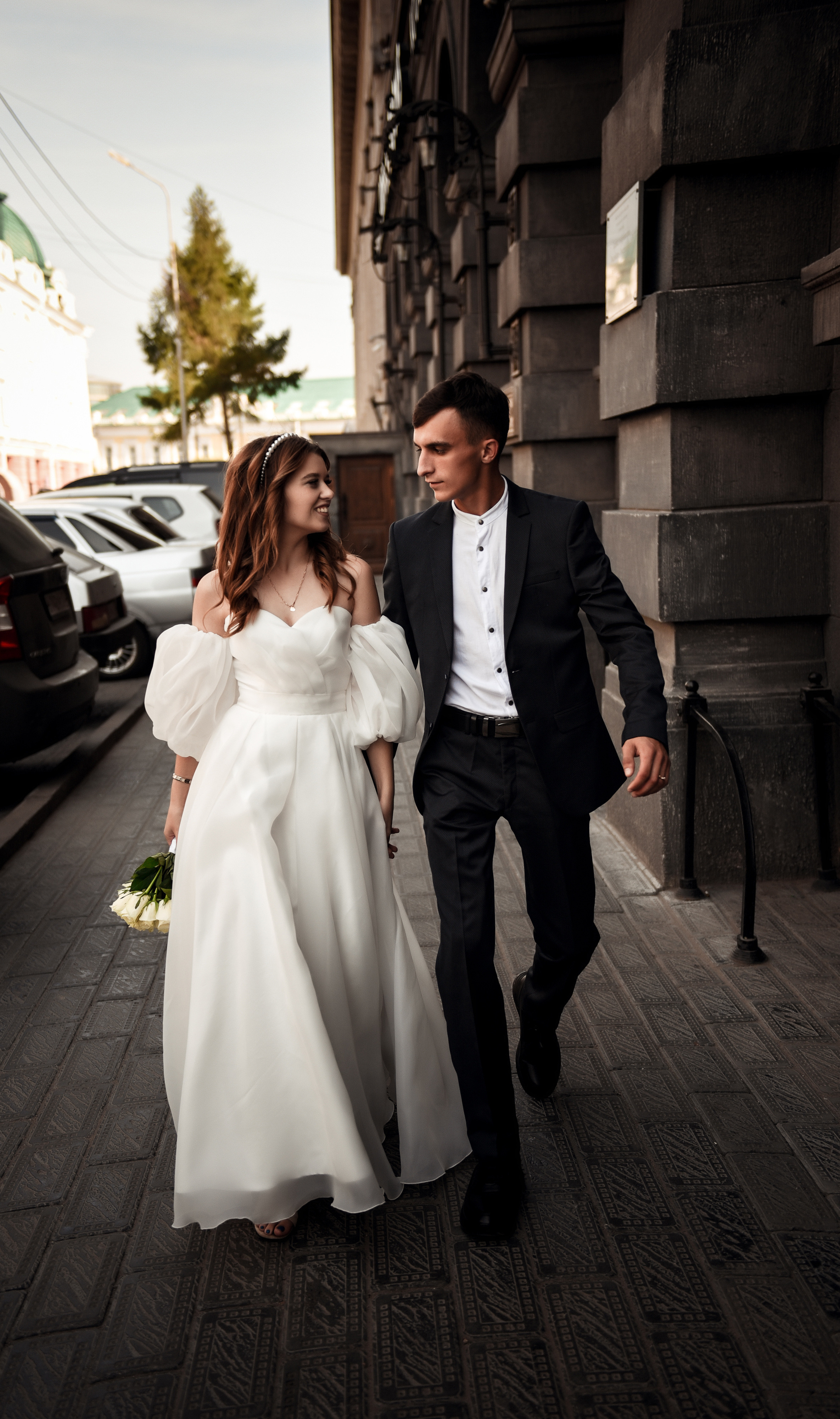 Витя и Юля 2х — часовая прогулка. Свадебный, семейный, детский, контент фотограф в Омске Максим Ильин