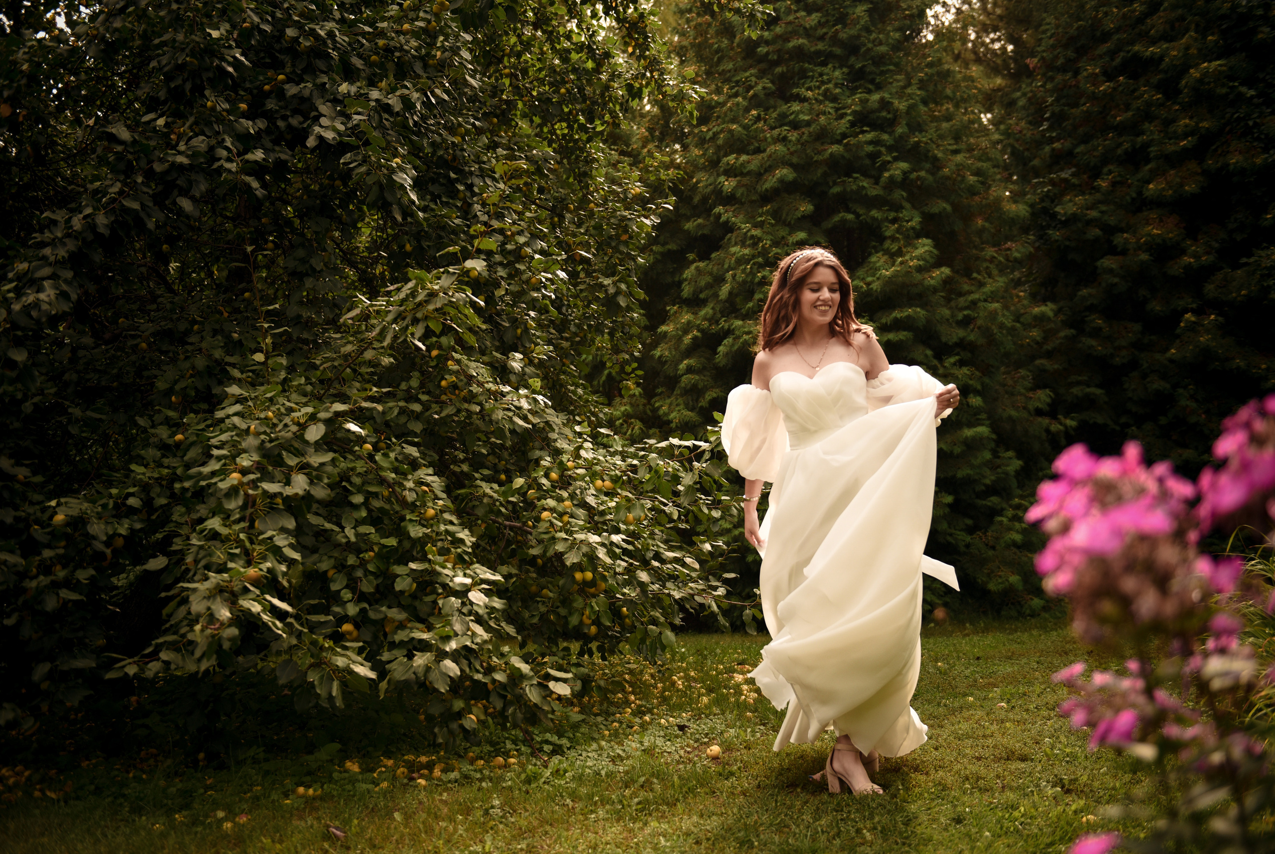 Витя и Юля 2х — часовая прогулка. Свадебный, семейный, детский, контент фотограф в Омске Максим Ильин