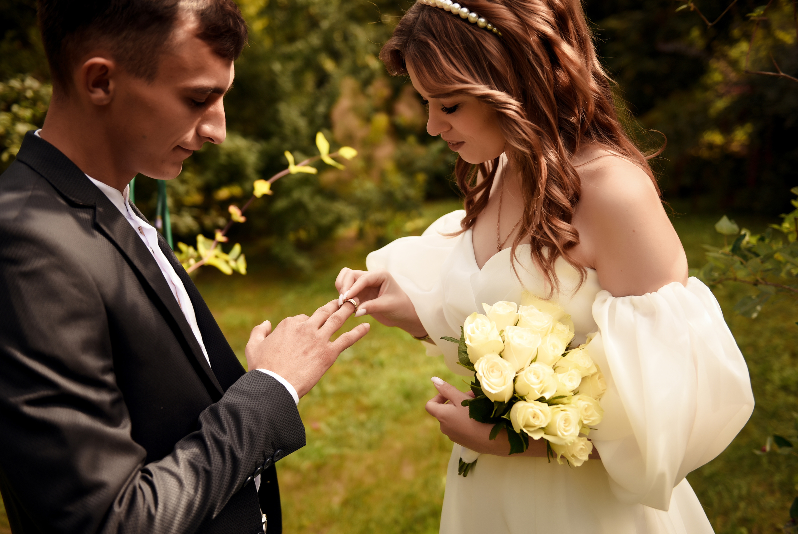 Витя и Юля 2х — часовая прогулка. Свадебный, семейный, детский, контент фотограф в Омске Максим Ильин