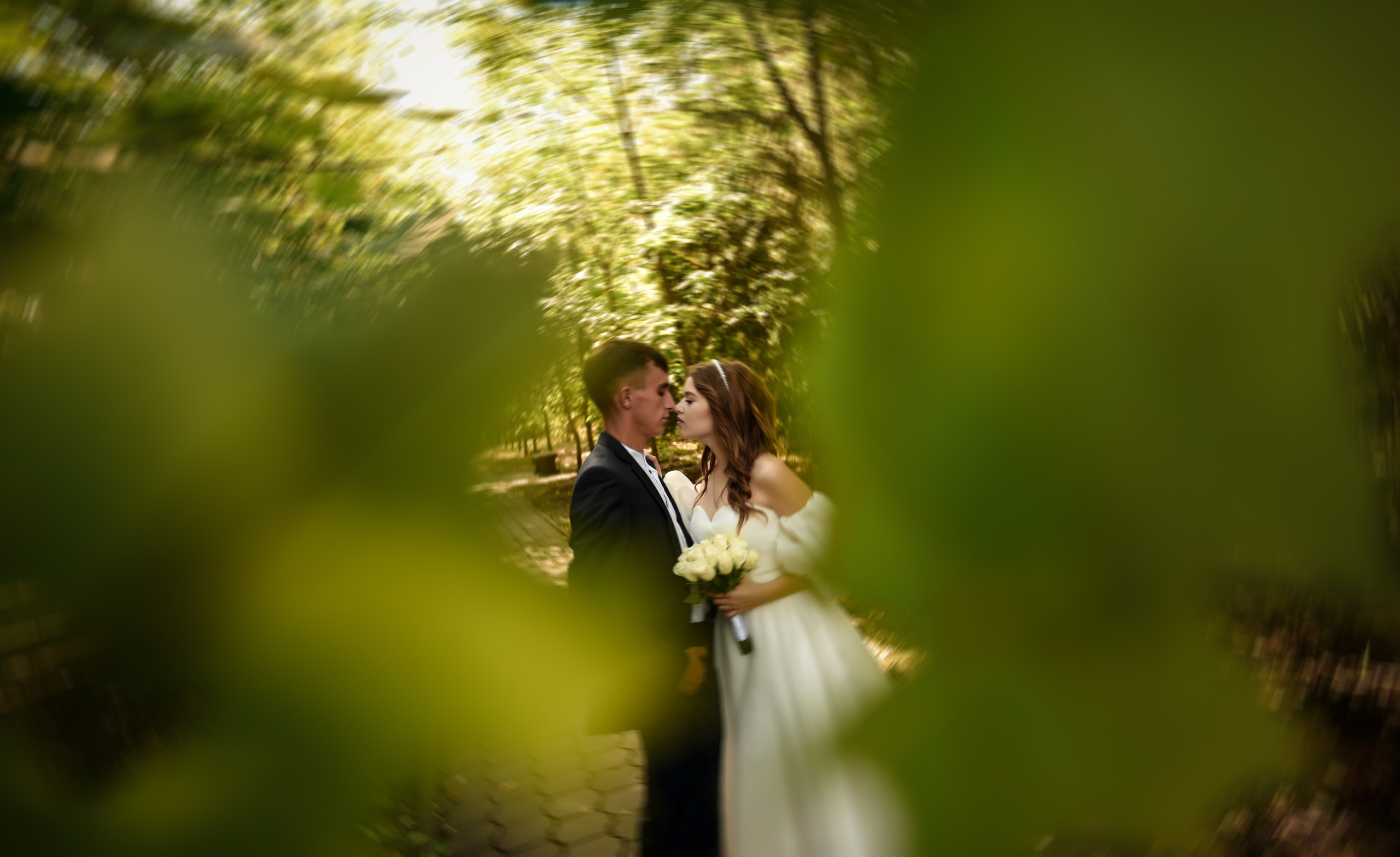 Витя и Юля 2х — часовая прогулка. Свадебный, семейный, детский, контент фотограф в Омске Максим Ильин