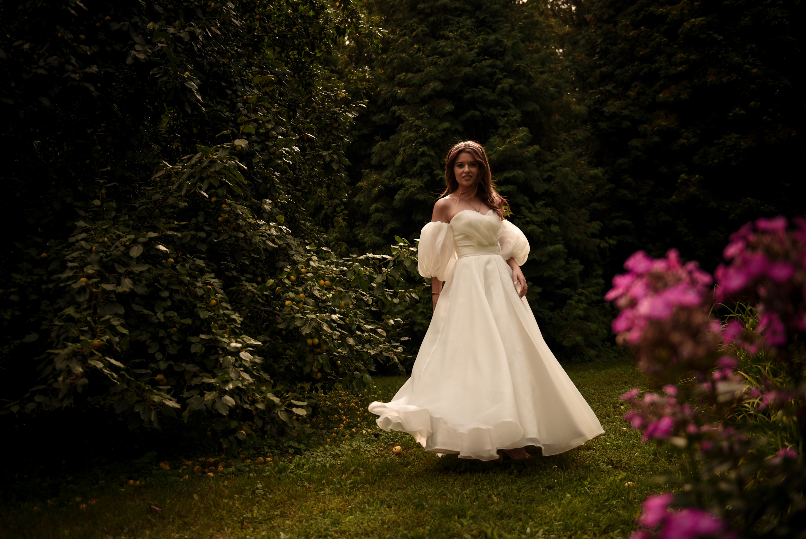 Витя и Юля 2х — часовая прогулка. Свадебный, семейный, детский, контент фотограф в Омске Максим Ильин