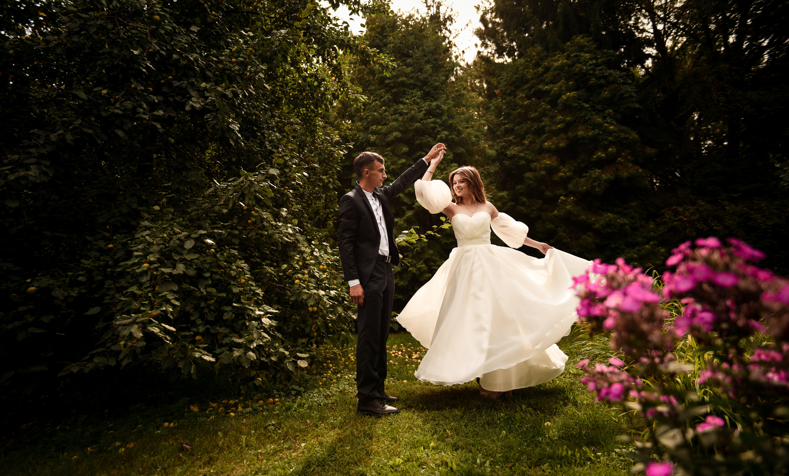 Витя и Юля 2х — часовая прогулка. Свадебный, семейный, детский, контент фотограф в Омске Максим Ильин