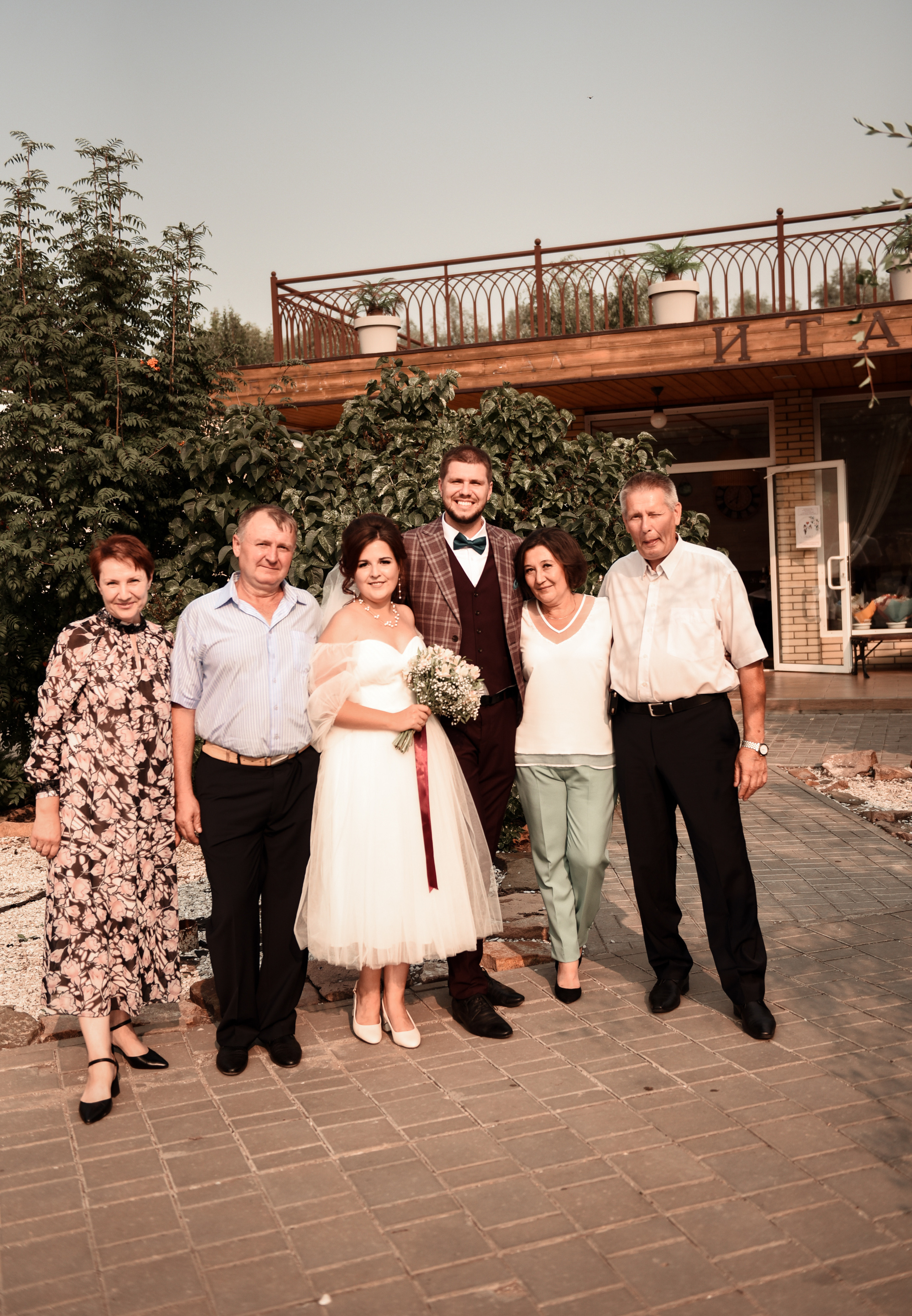 Роман и Алина. Свадебный, семейный, детский, контент фотограф в Омске Максим Ильин