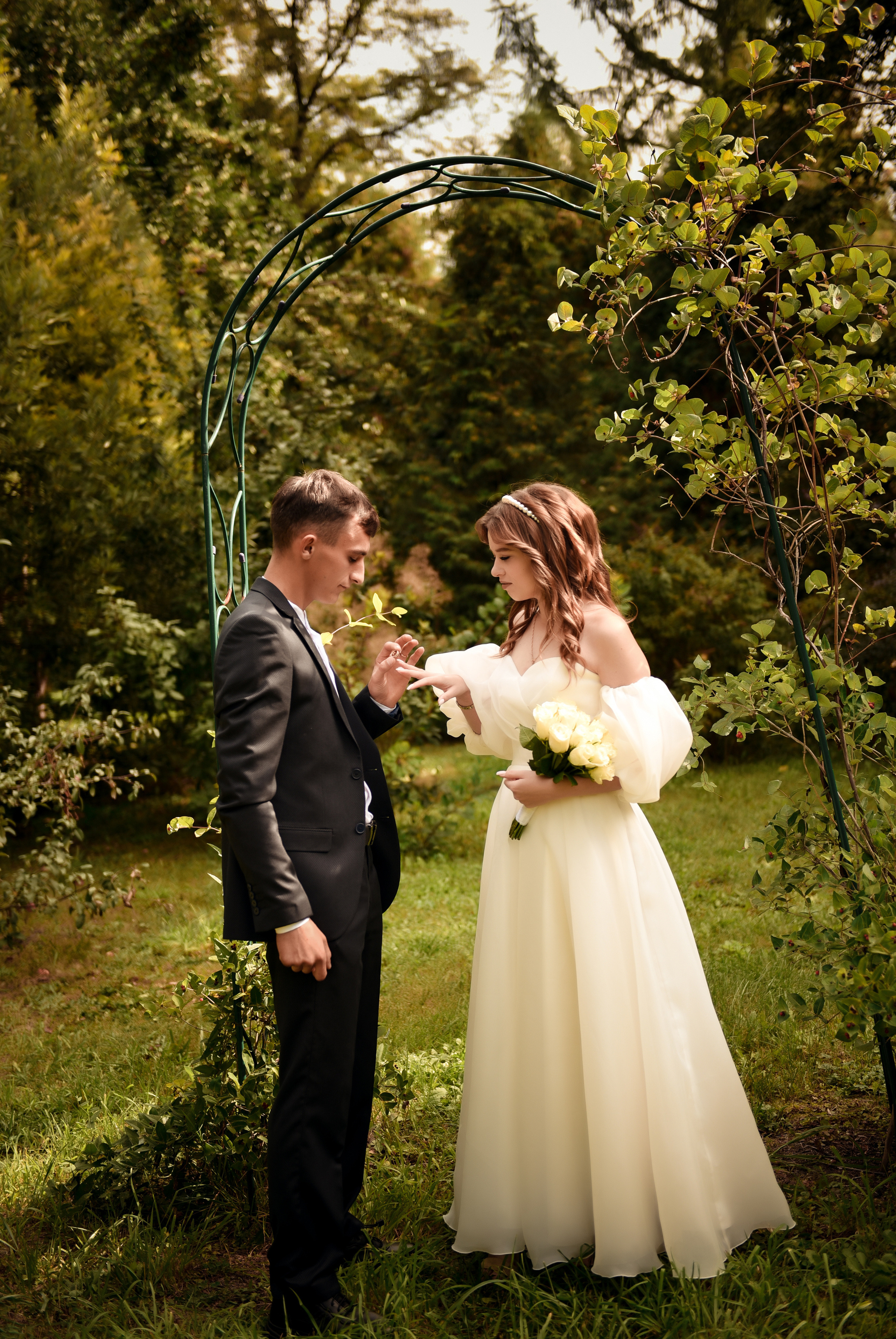 Витя и Юля 2х — часовая прогулка. Свадебный, семейный, детский, контент фотограф в Омске Максим Ильин