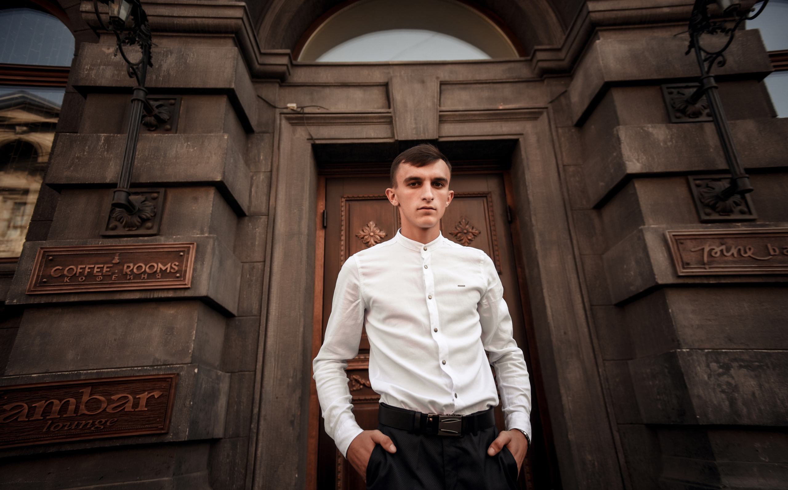 Витя и Юля 2х — часовая прогулка. Свадебный, семейный, детский, контент фотограф в Омске Максим Ильин