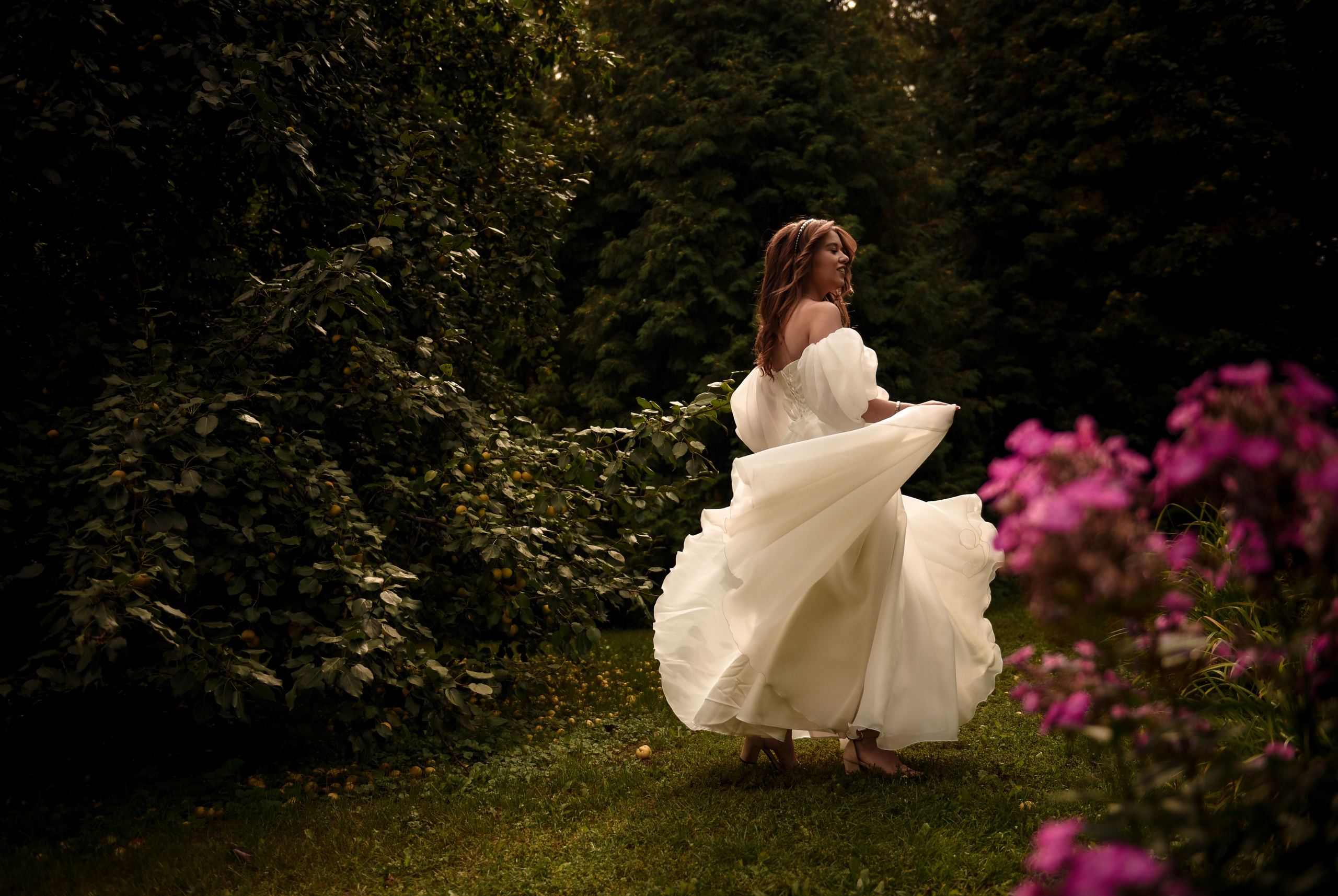 Витя и Юля 2х — часовая прогулка. Свадебный, семейный, детский, контент фотограф в Омске Максим Ильин