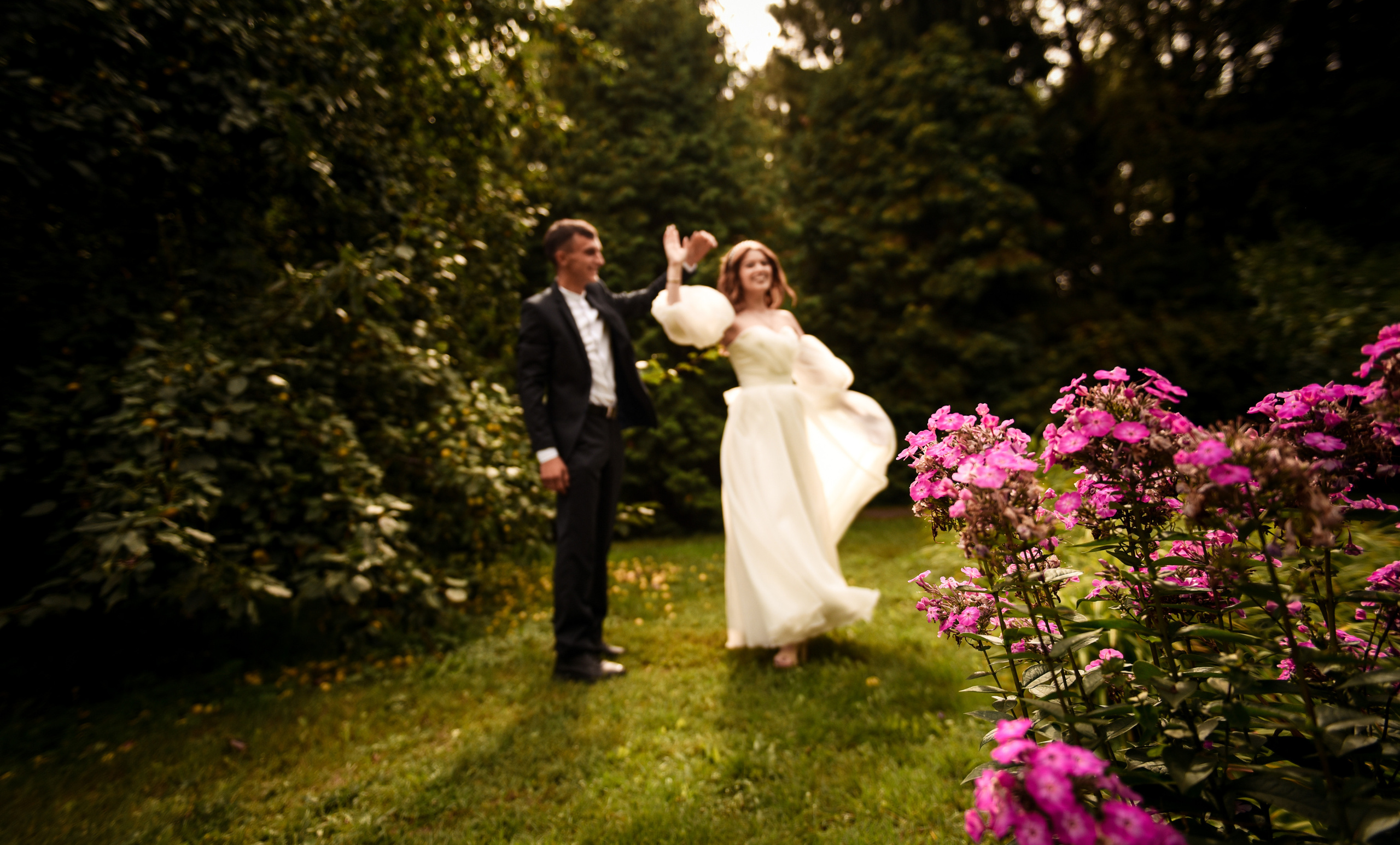 Витя и Юля 2х — часовая прогулка. Свадебный, семейный, детский, контент фотограф в Омске Максим Ильин