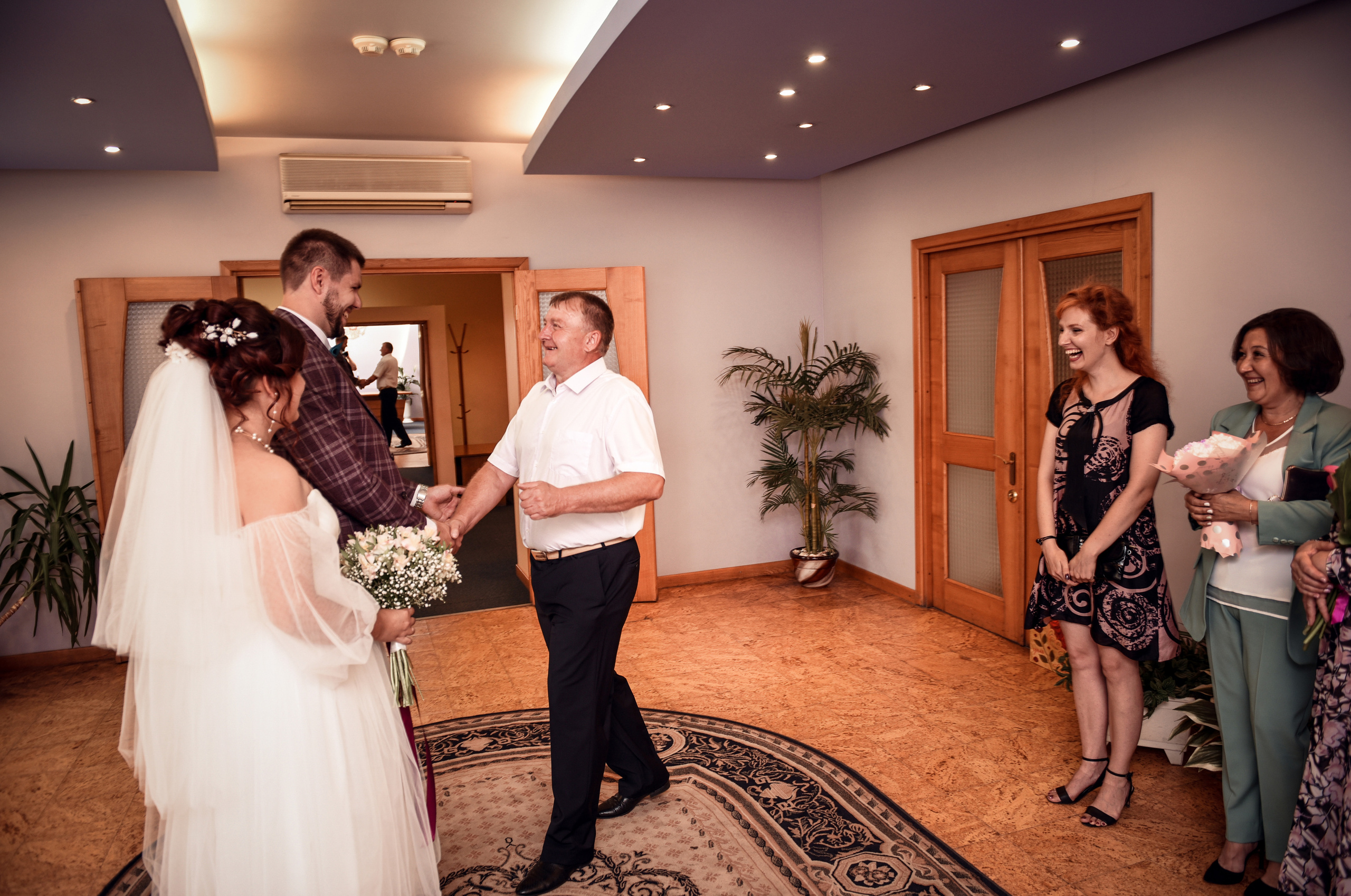 Роман и Алина. Свадебный, семейный, детский, контент фотограф в Омске Максим Ильин