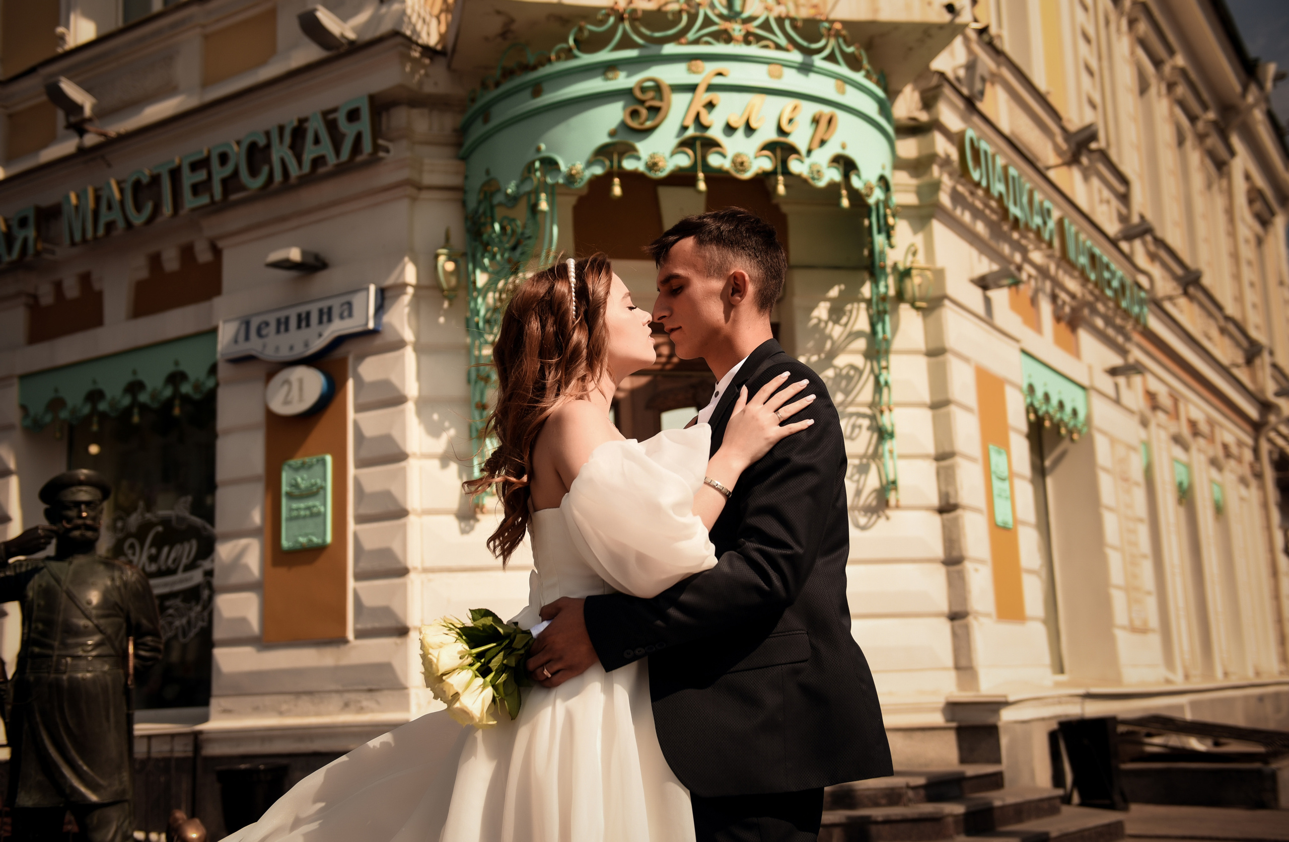 Витя и Юля 2х — часовая прогулка. Свадебный, семейный, детский, контент фотограф в Омске Максим Ильин