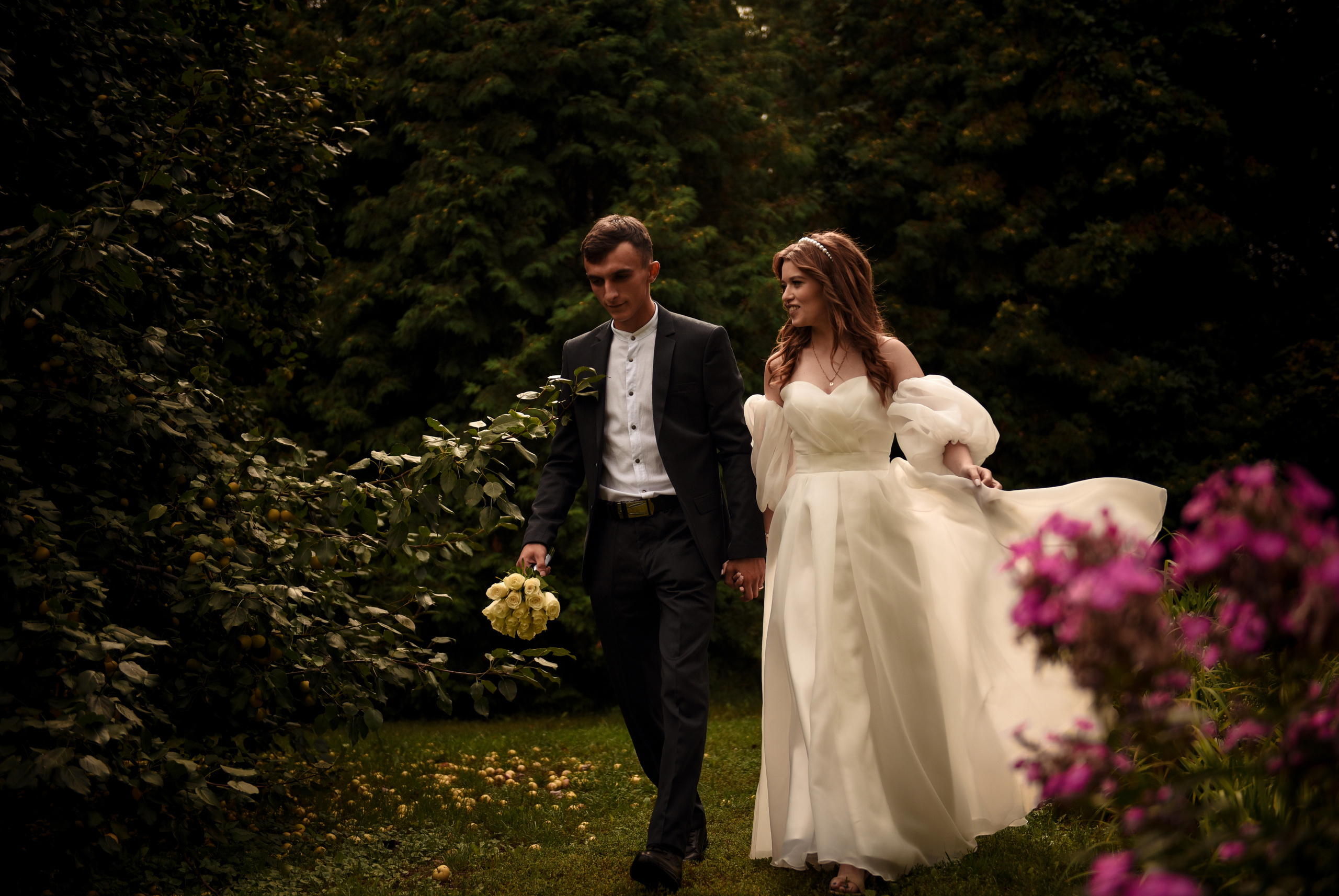 Витя и Юля 2х — часовая прогулка. Свадебный, семейный, детский, контент фотограф в Омске Максим Ильин