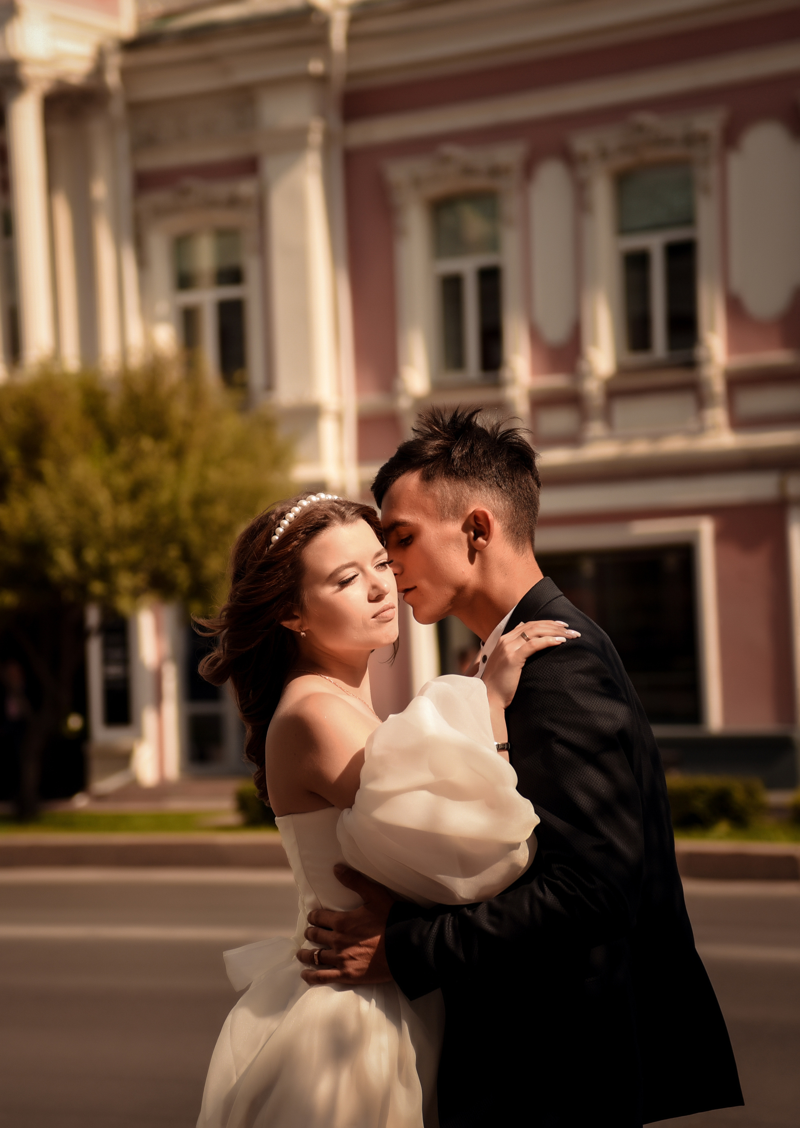 Витя и Юля 2х — часовая прогулка. Свадебный, семейный, детский, контент фотограф в Омске Максим Ильин