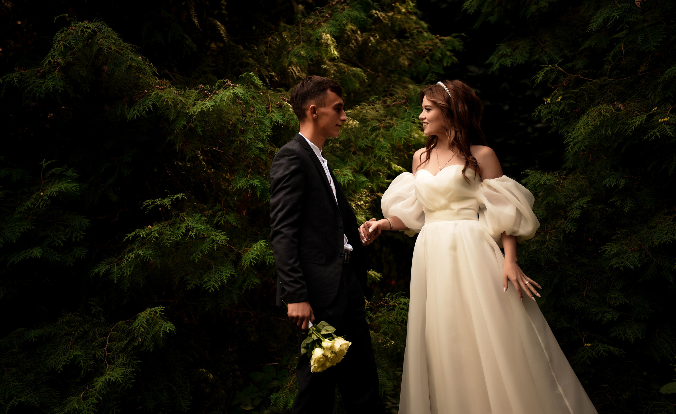 Витя и Юля 2х — часовая прогулка. Свадебный, семейный, детский, контент фотограф в Омске Максим Ильин