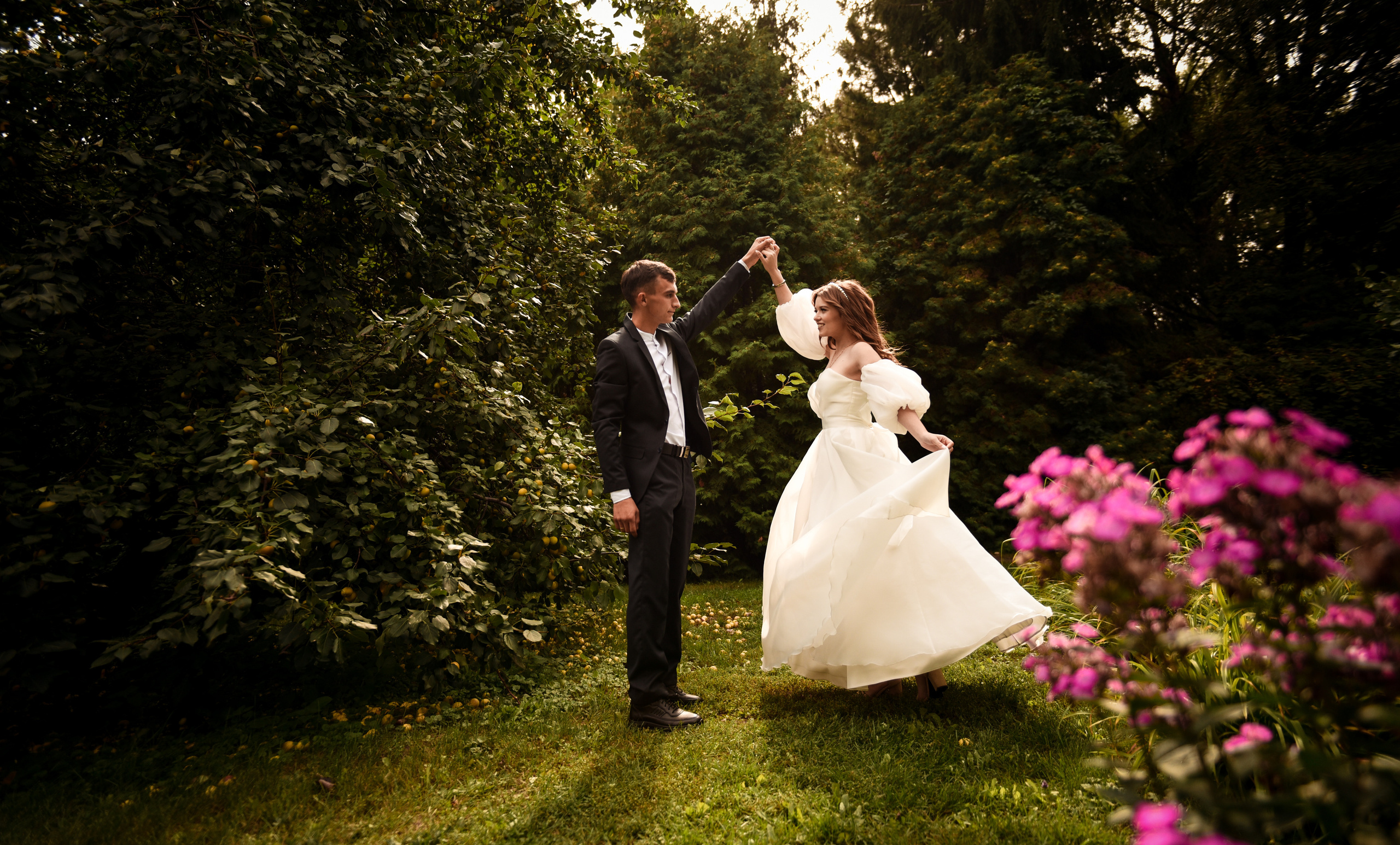 Витя и Юля 2х — часовая прогулка. Свадебный, семейный, детский, контент фотограф в Омске Максим Ильин