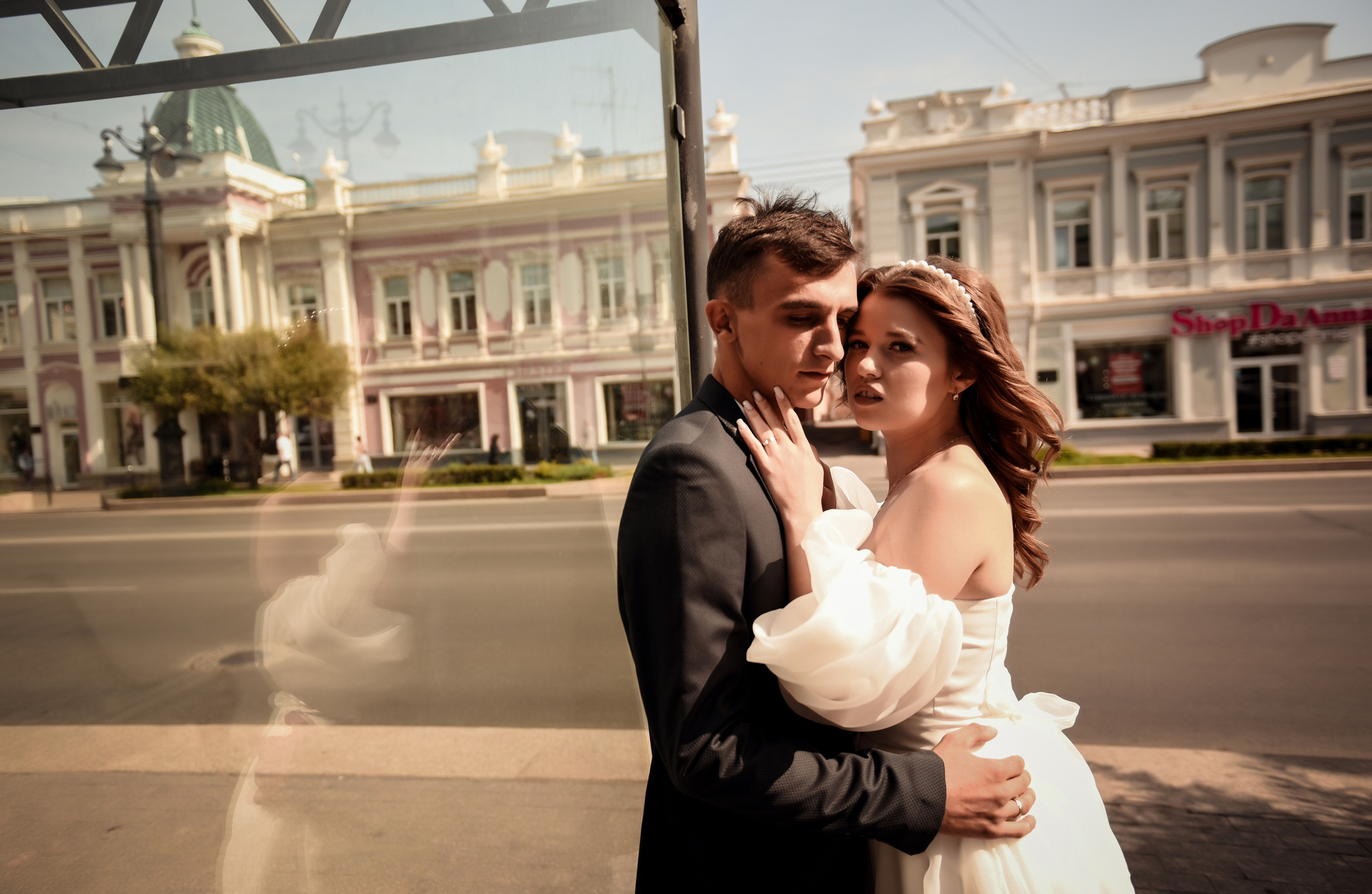 Витя и Юля 2х — часовая прогулка. Свадебный, семейный, детский, контент фотограф в Омске Максим Ильин
