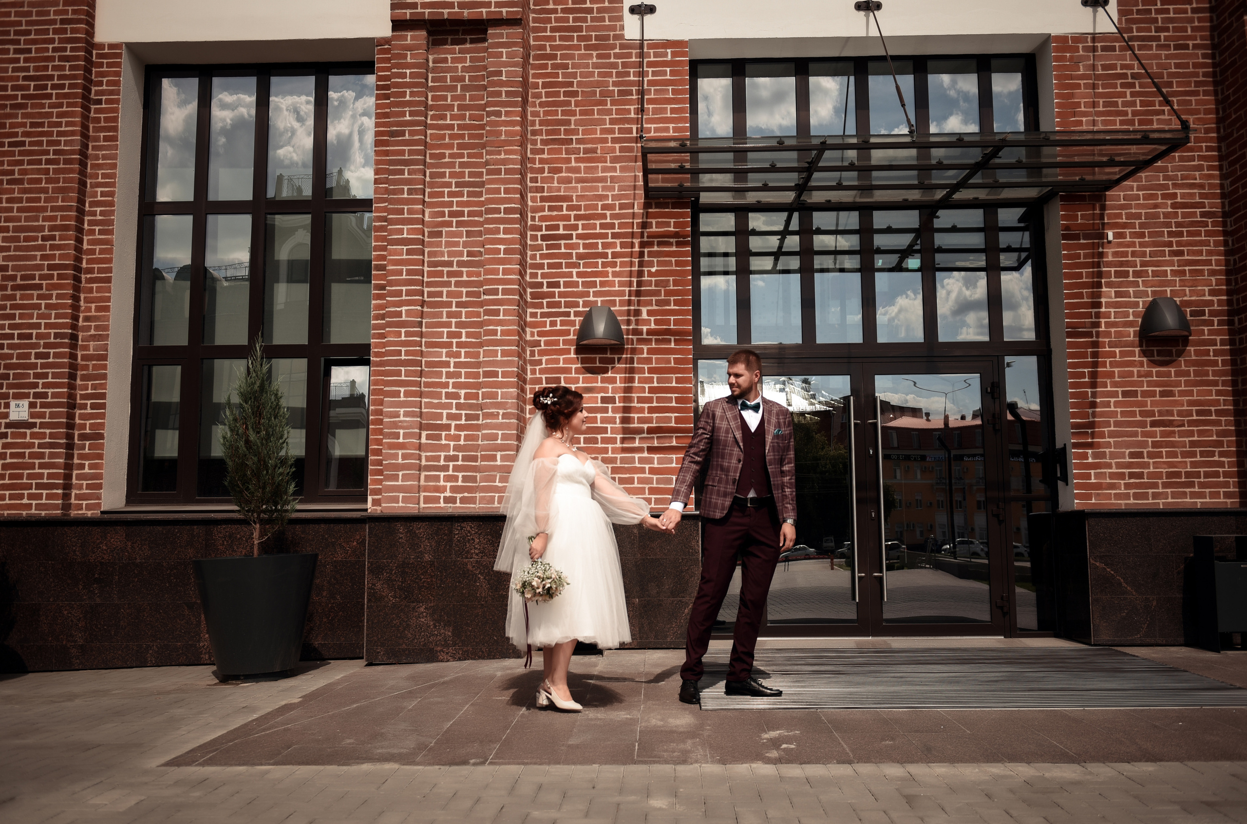 Роман и Алина. Свадебный, семейный, детский, контент фотограф в Омске Максим Ильин