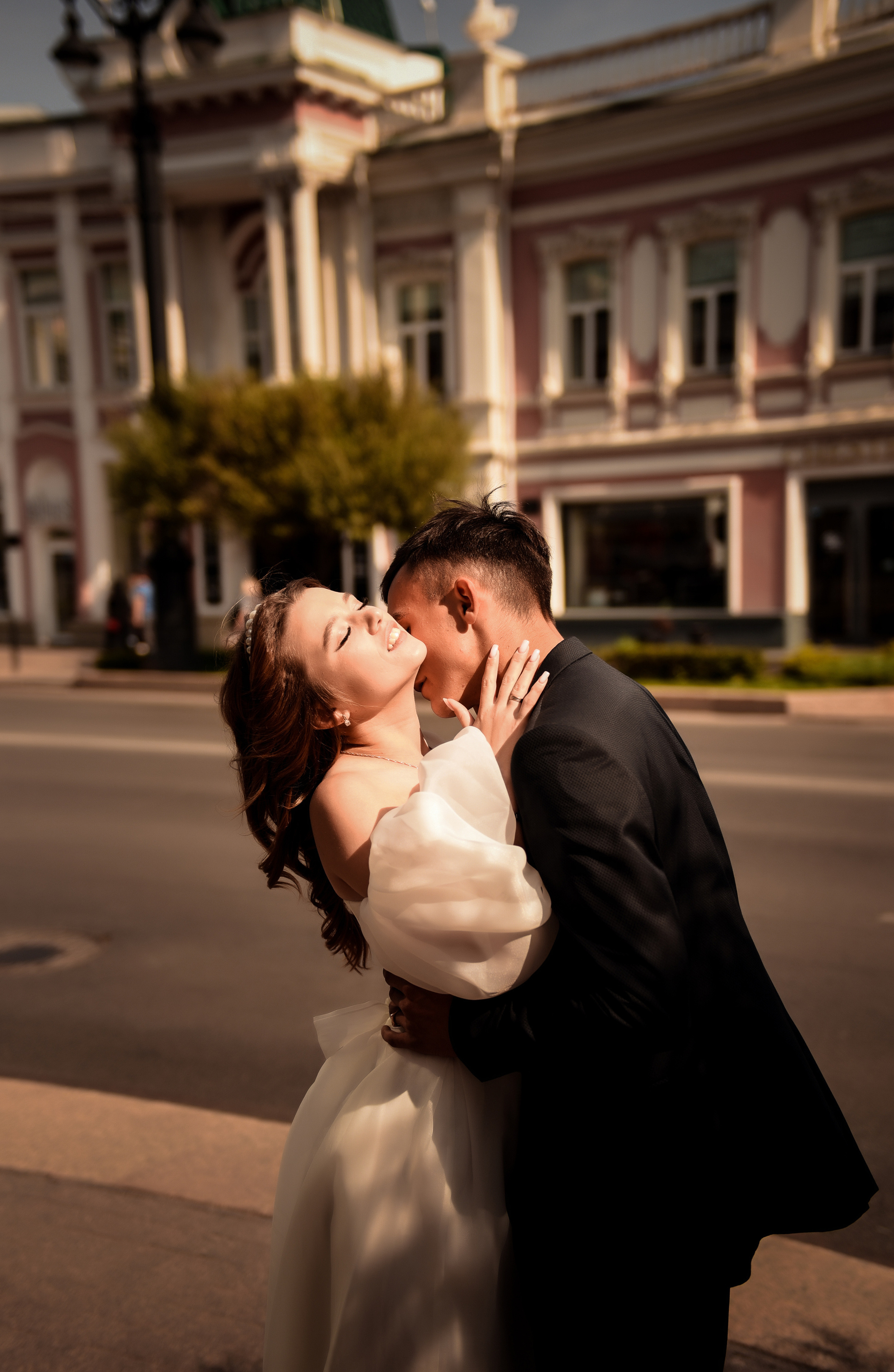 Витя и Юля 2х — часовая прогулка. Свадебный, семейный, детский, контент фотограф в Омске Максим Ильин