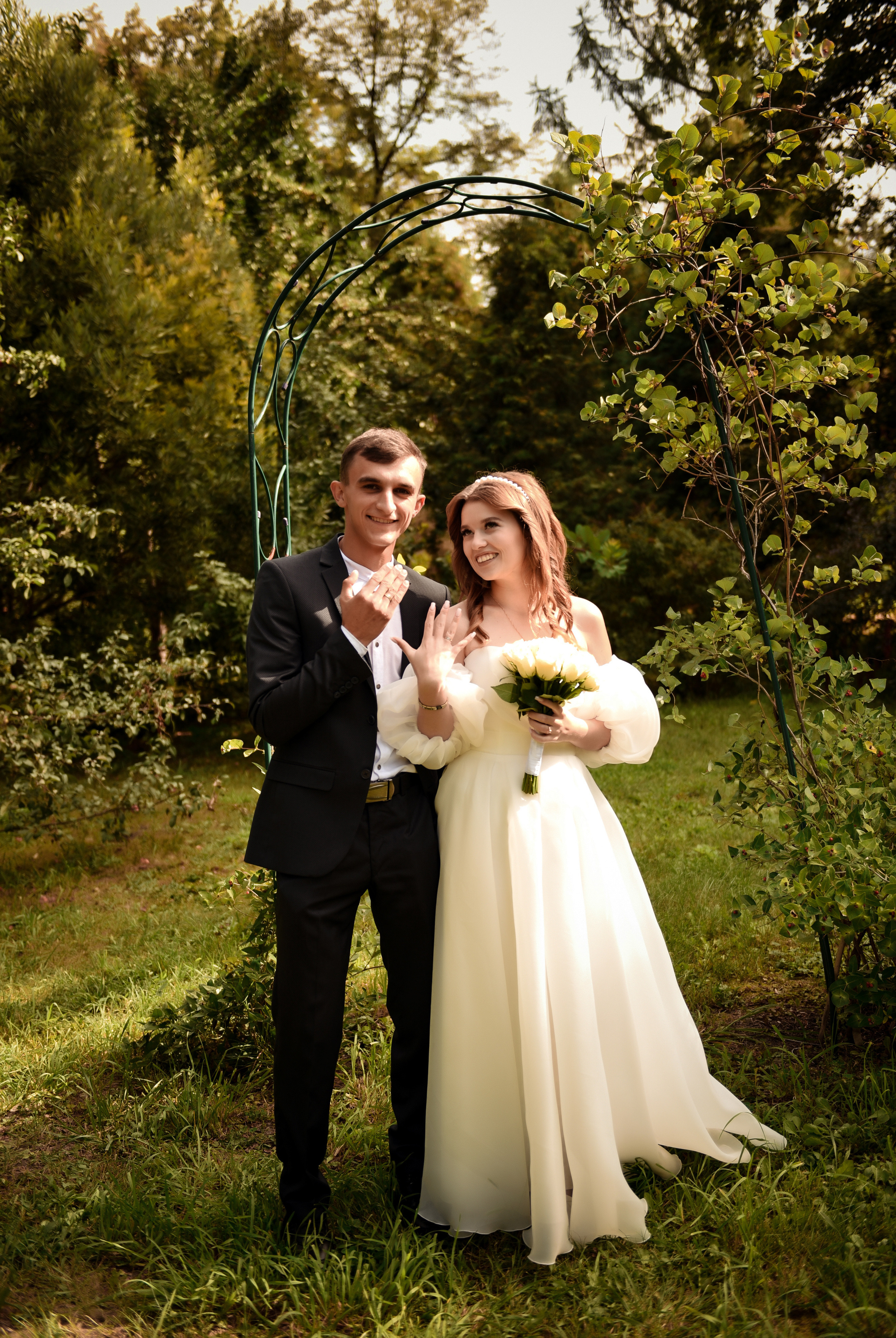 Витя и Юля 2х — часовая прогулка. Свадебный, семейный, детский, контент фотограф в Омске Максим Ильин