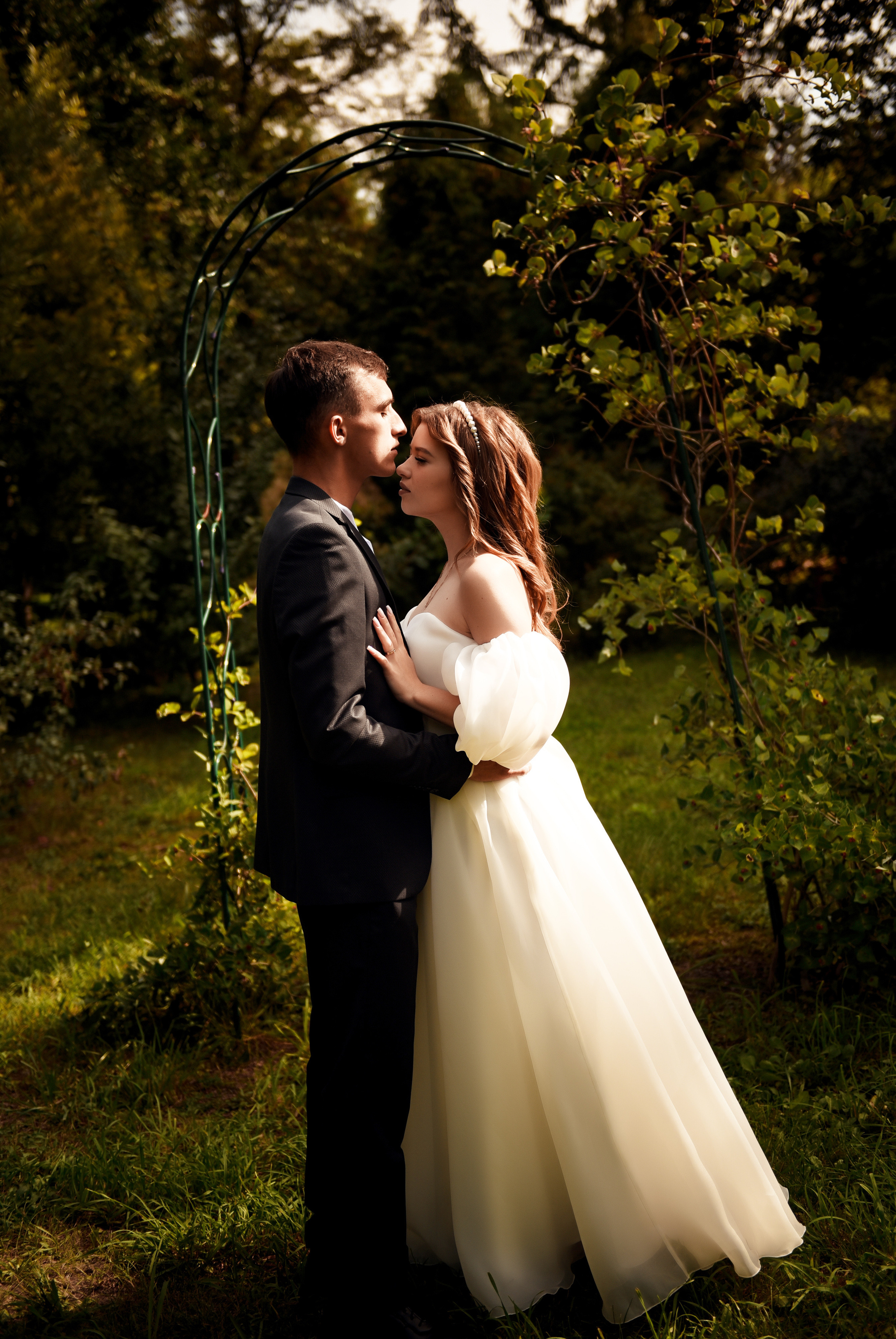 Витя и Юля 2х — часовая прогулка. Свадебный, семейный, детский, контент фотограф в Омске Максим Ильин