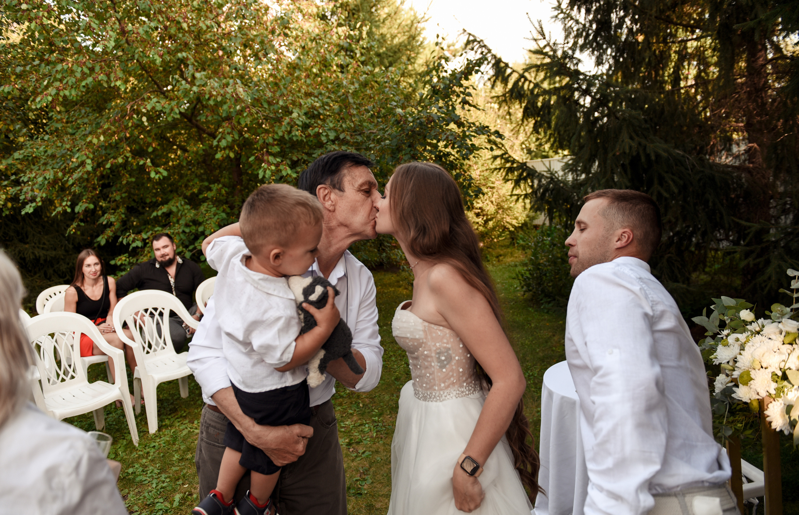 Свадебная серия Миши и Кристины. Свадебный, семейный, детский, контент фотограф в Омске Максим Ильин